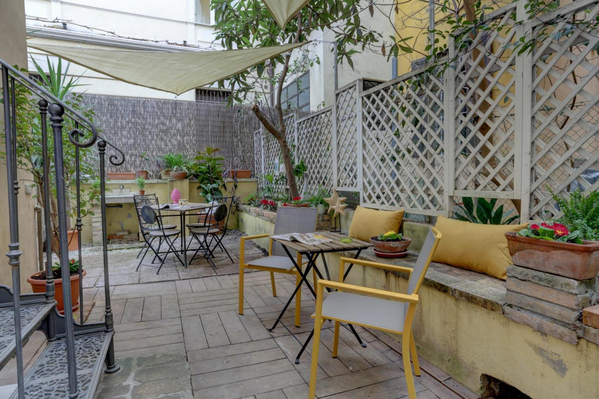 Apartamento Colosseo Secret Garden - And *