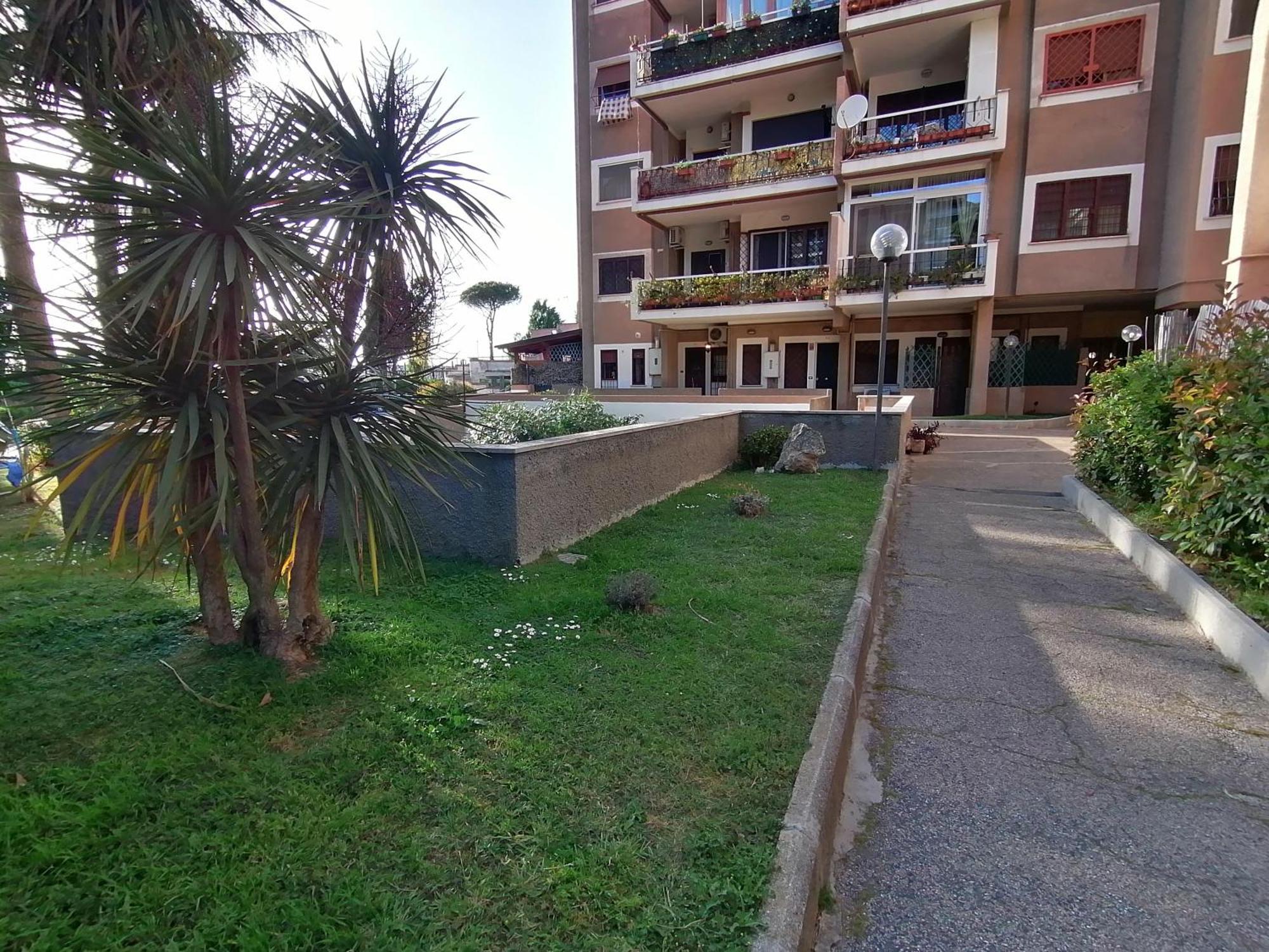 Appartamento Grazioso Posizione Ideale Metro C