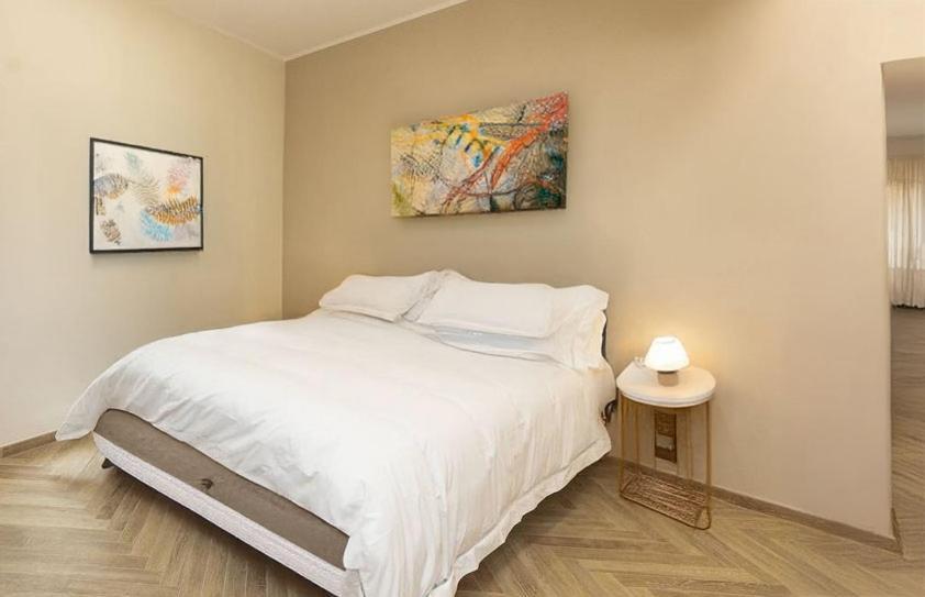 Realty Company Pantheon Apartamento *