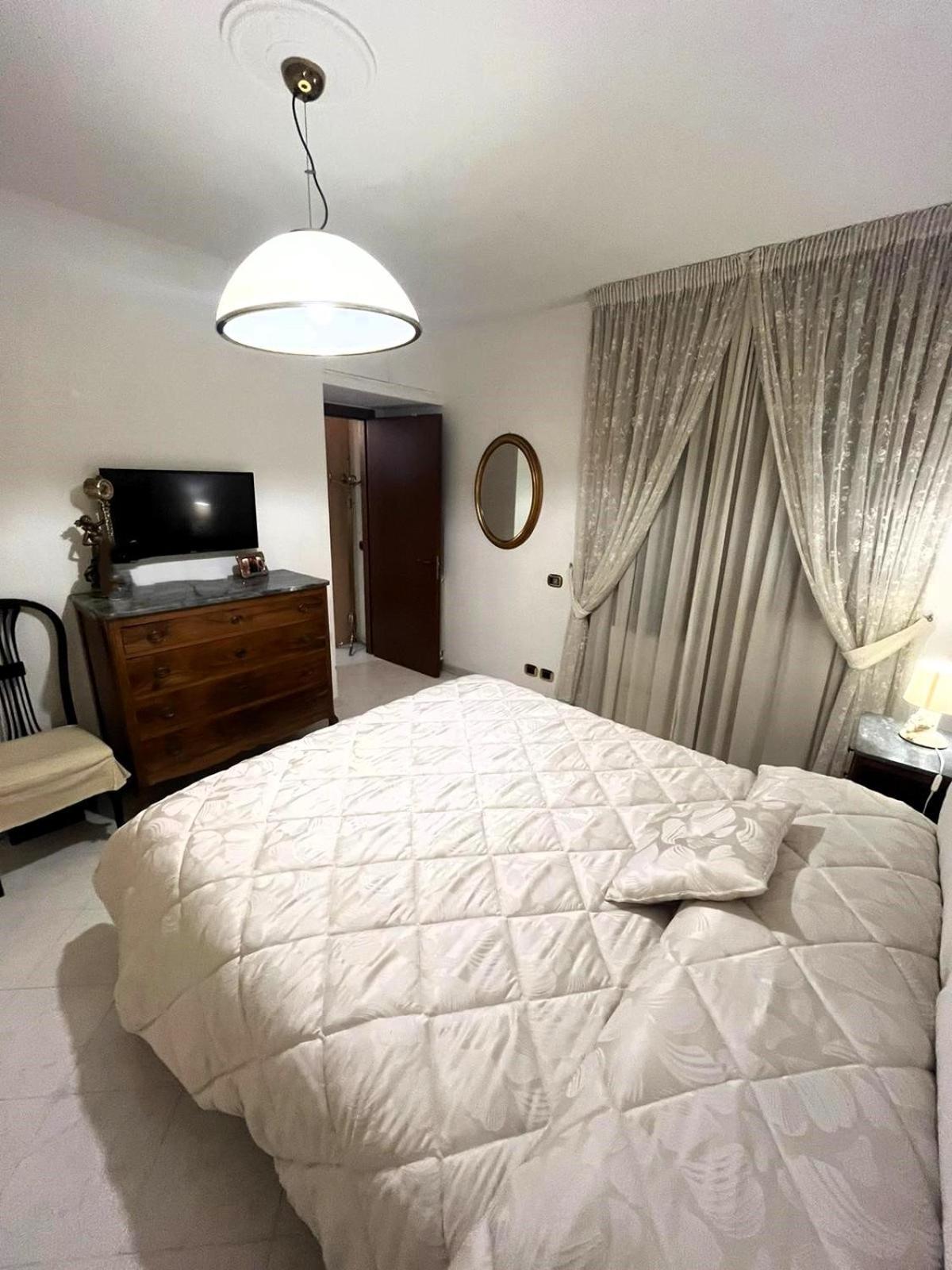 Realty Company Arenula Appartamento