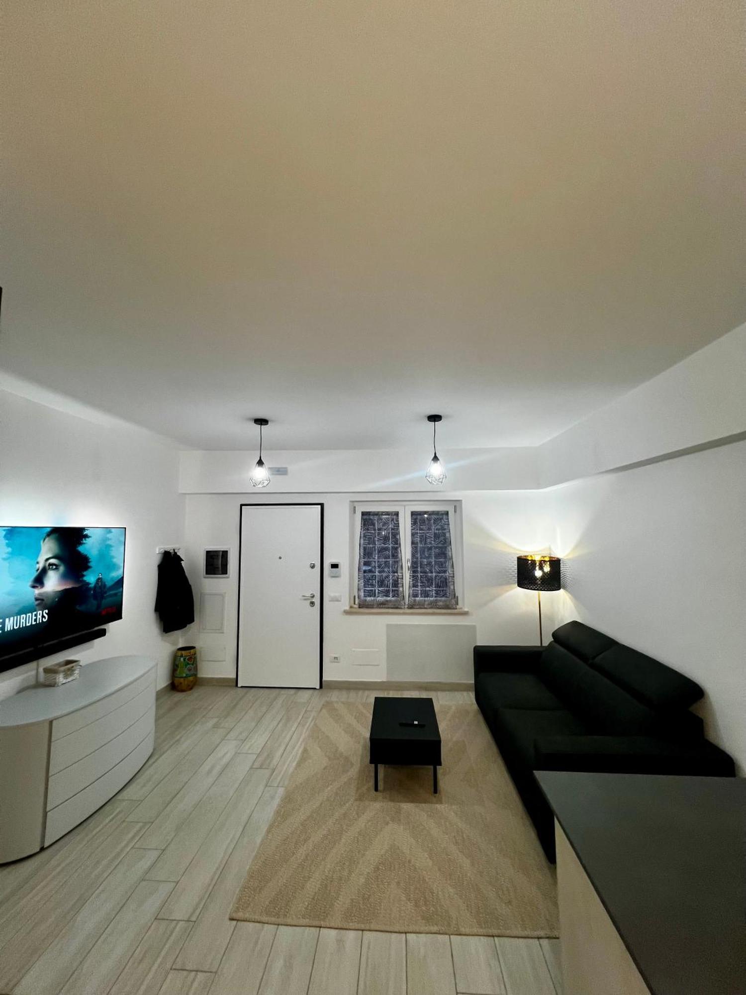 Apartamento Elegant & Spacious 2br 2ba Unit With Private Patio *