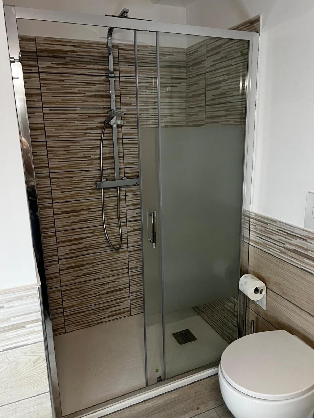 Apartamento Elegant & Spacious 2br 2ba Unit With Private Patio Roma