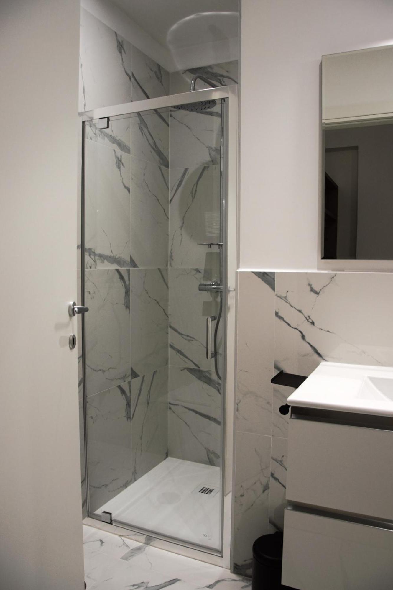 Domus Dea By Trinita * Roma