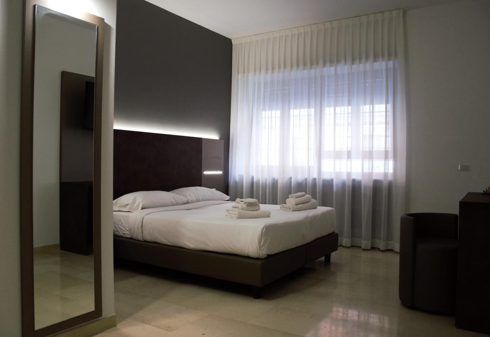 Gjestgiverier Domus Dea By Trinita Roma
