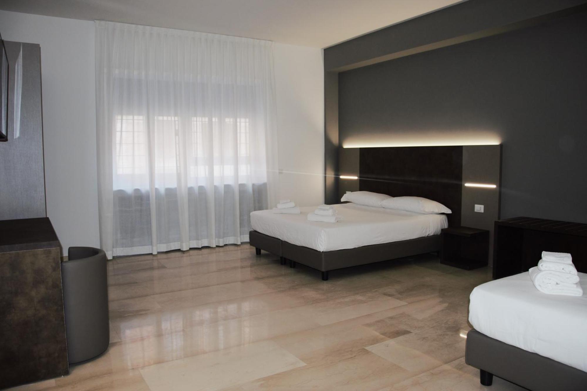 Domus Dea By Trinita Guest house Rome