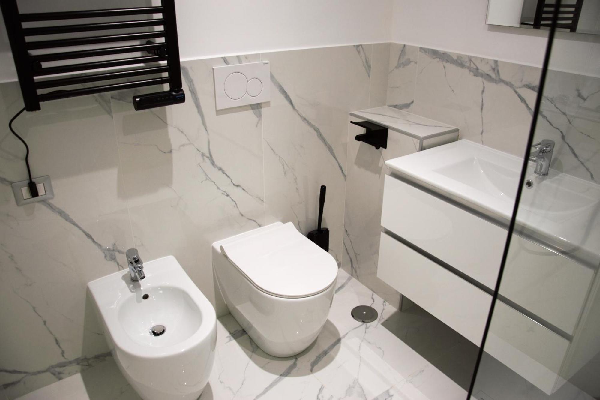 Domus Dea By Trinita Rome