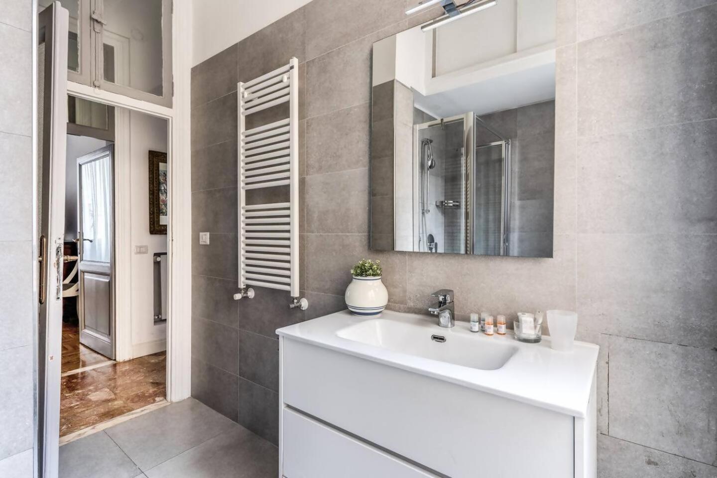 Lovely Renovated Flat By Vatican Apartamento Roma