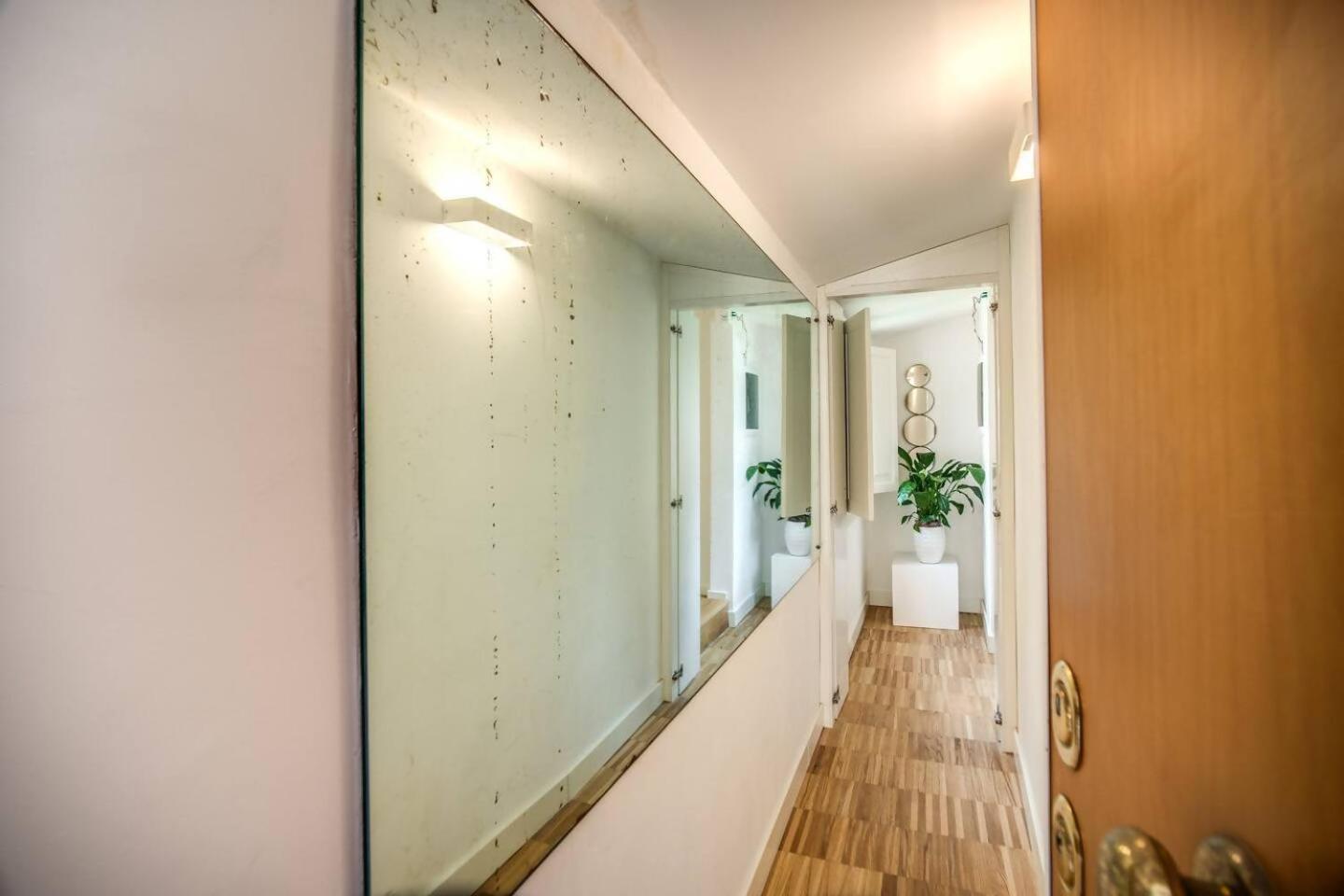 Luxury By Spanish Square Leilighet *