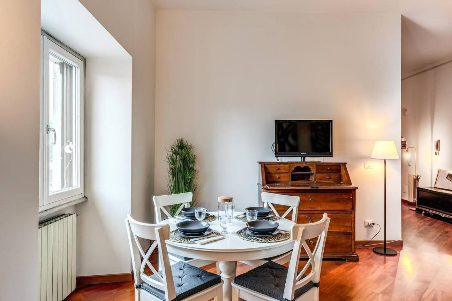 Splendid Flat On The Tiber River * Roma