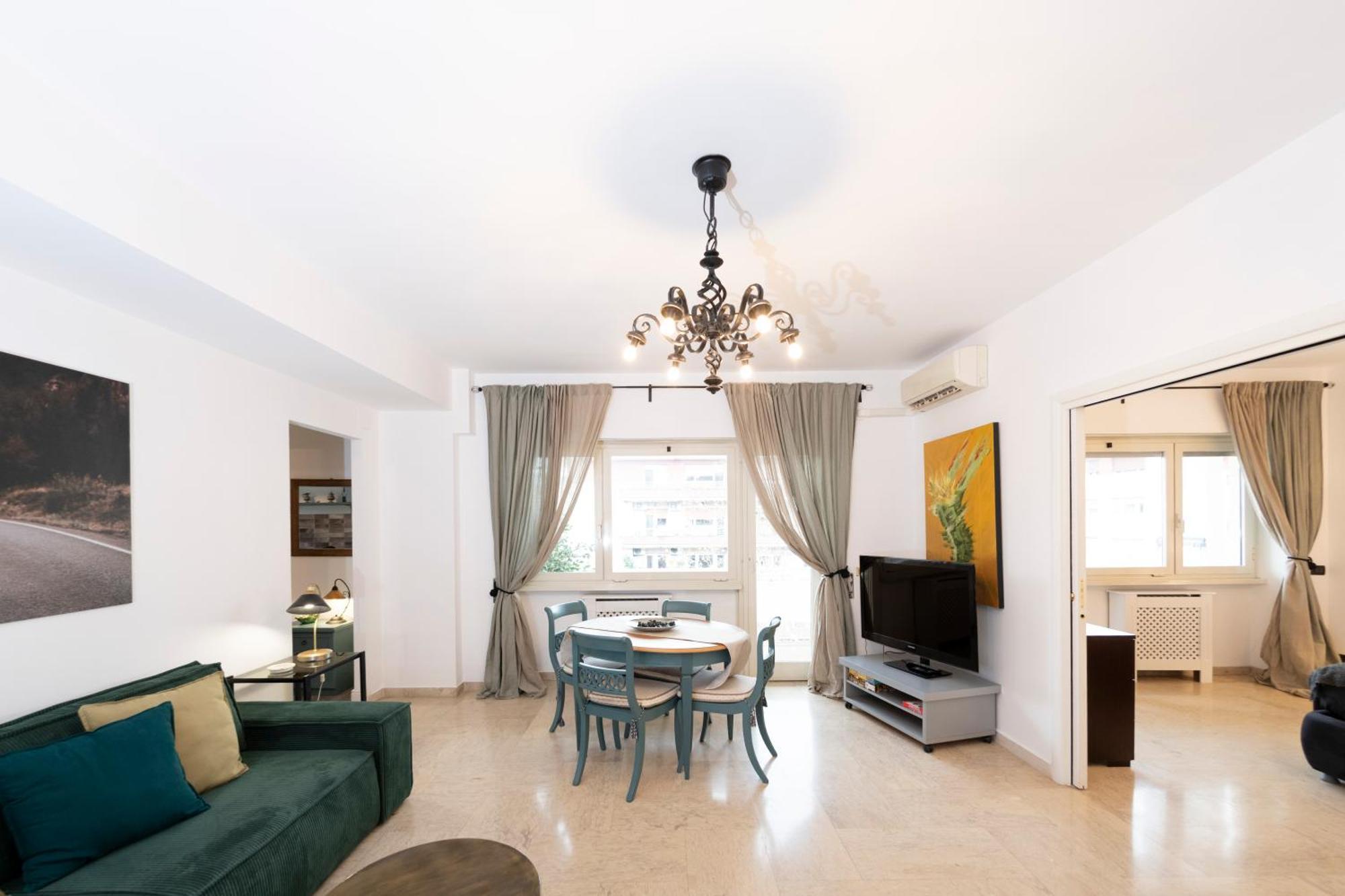 San Peter Terrace View * Roma