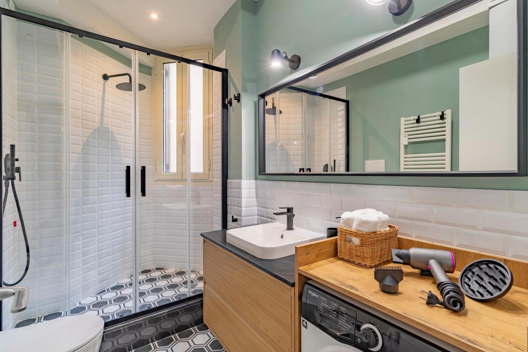 Domus Ana- Modern Elegance, Steps Away From The Colosseum And The Historic Center Leilighet Roma