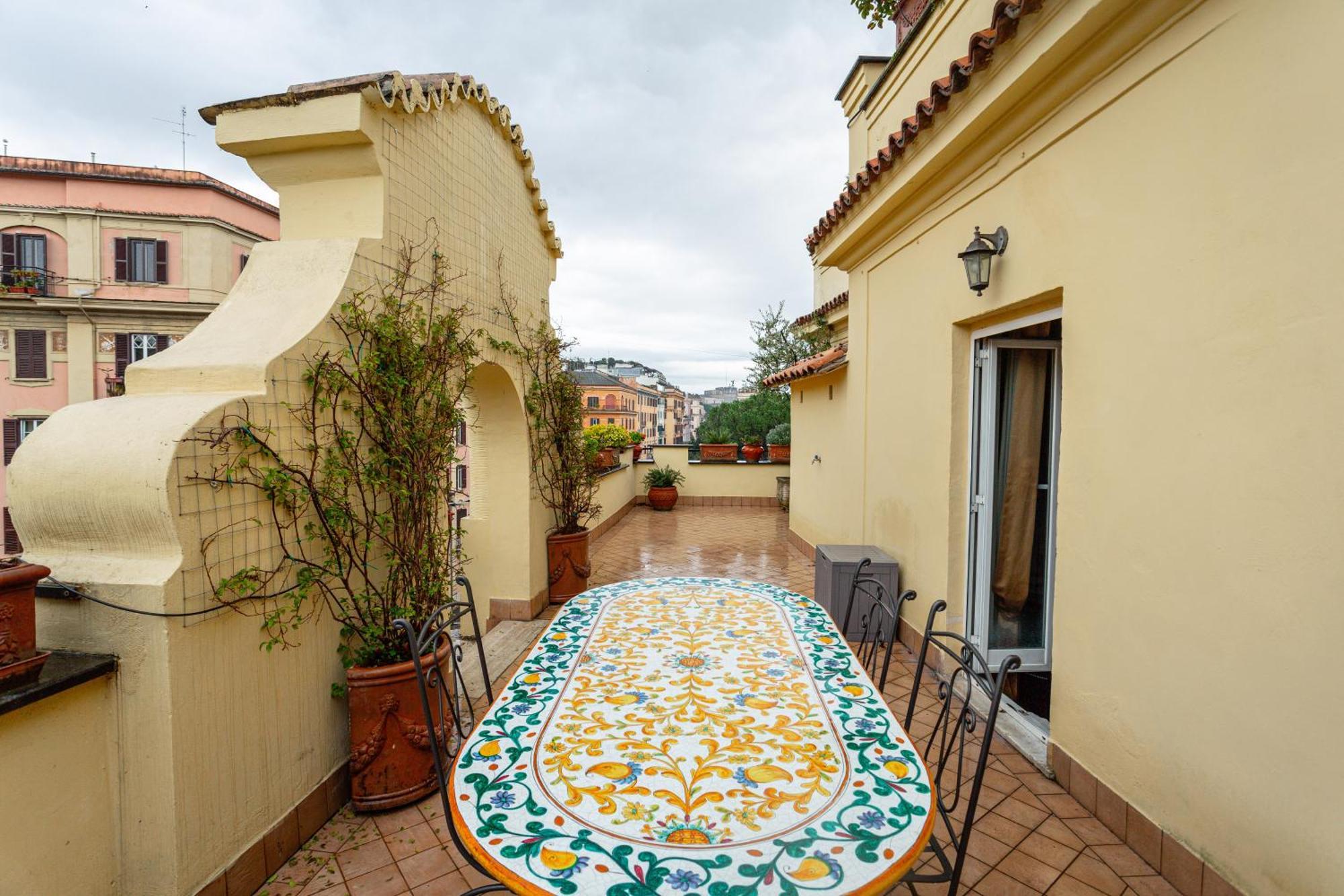 Vatican Penthouse - Terrace With View * Roma