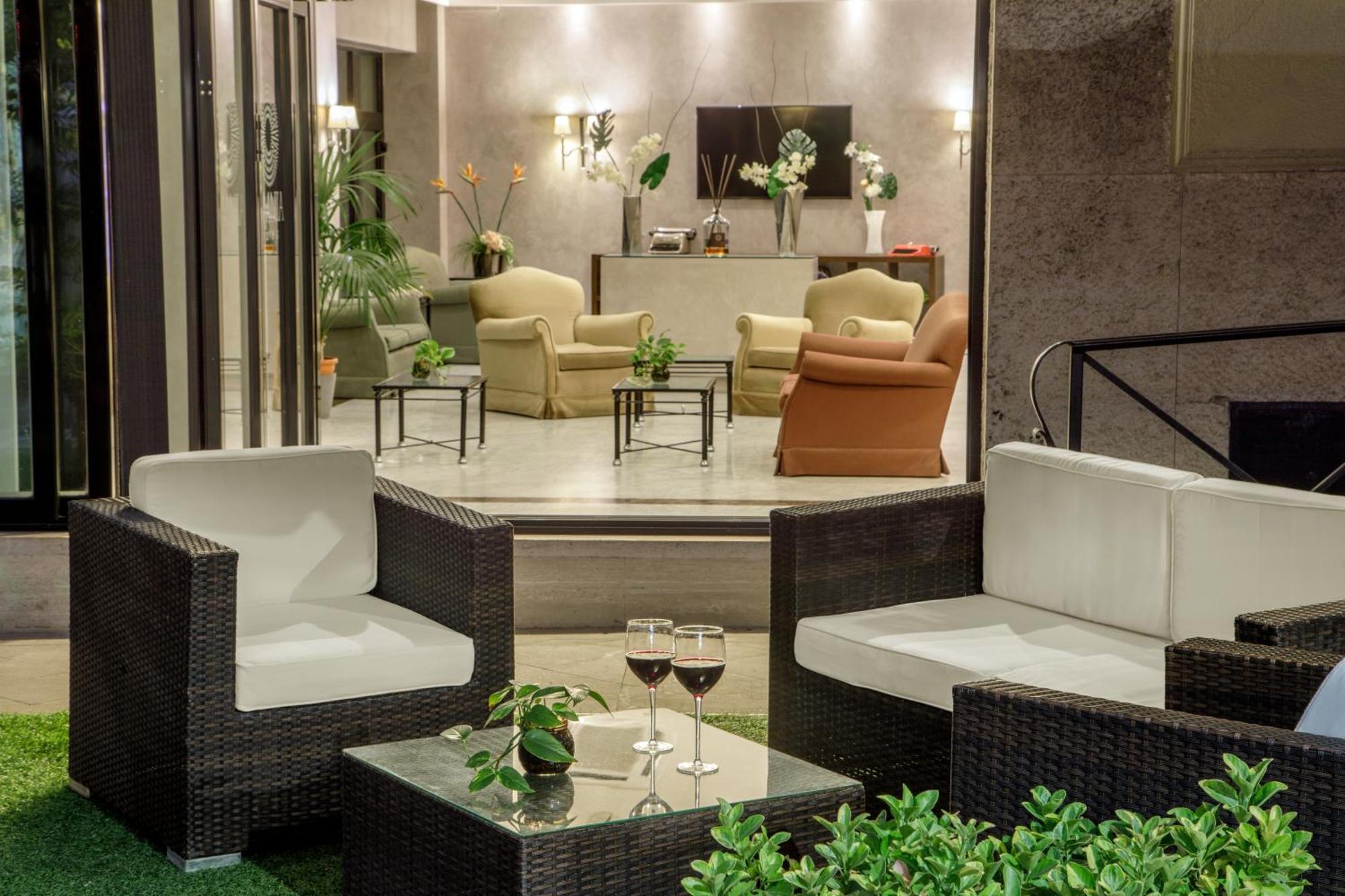 Hotel Santa Costanza By Omnia