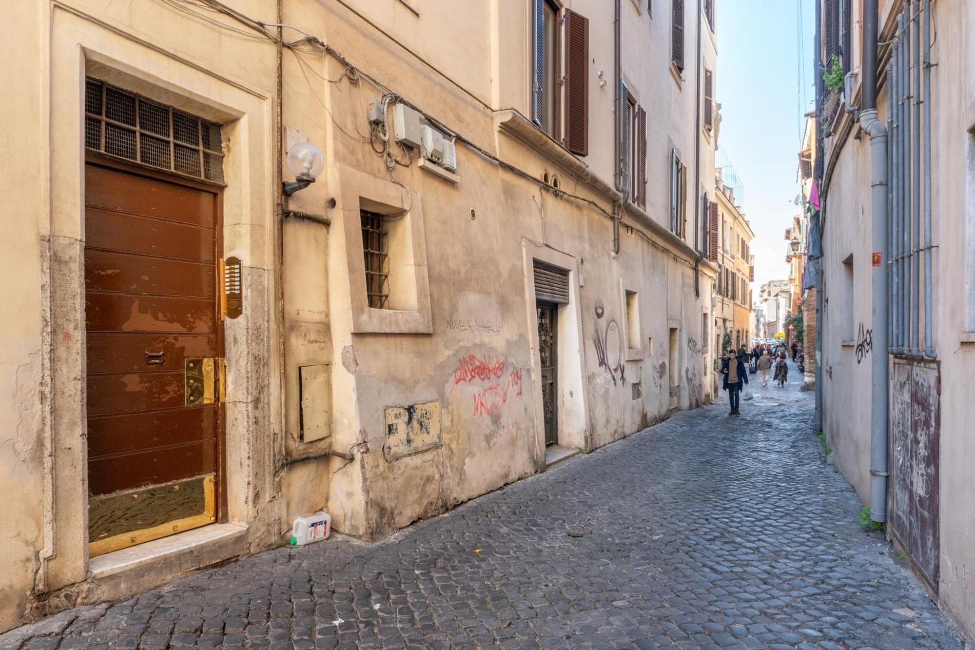 Atmosphera Trastevere, Glamour In The Center * Rome