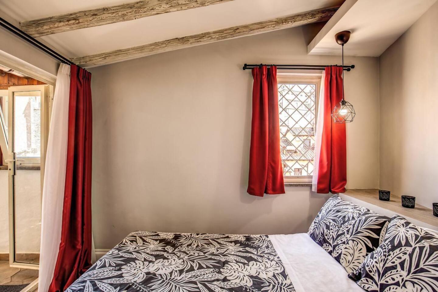 Attic With Terrace By Trevi Fountain Apartamento