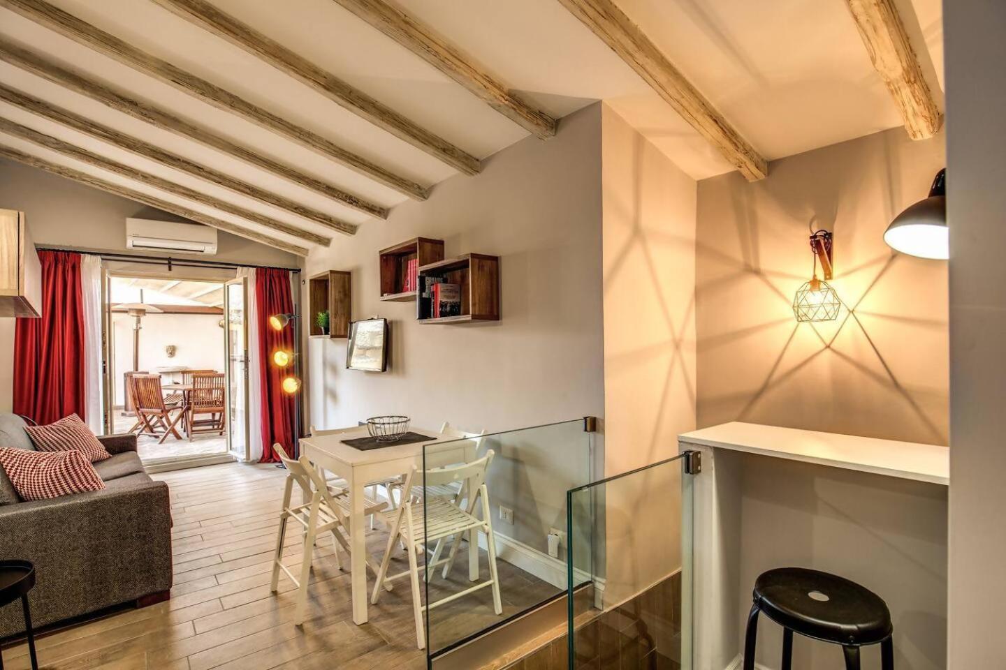 Attic With Terrace By Trevi Fountain Apartamento *