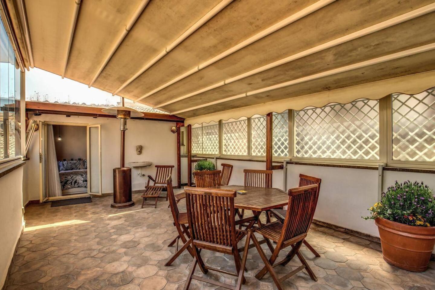 Attic With Terrace By Trevi Fountain Apartamento