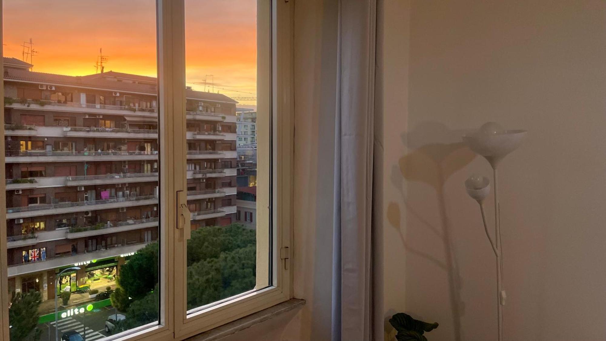 Incantevole In Centro Con Vista Meravigliosa, A 20m Dalla Metro A, Vicino San Giovanni Roma