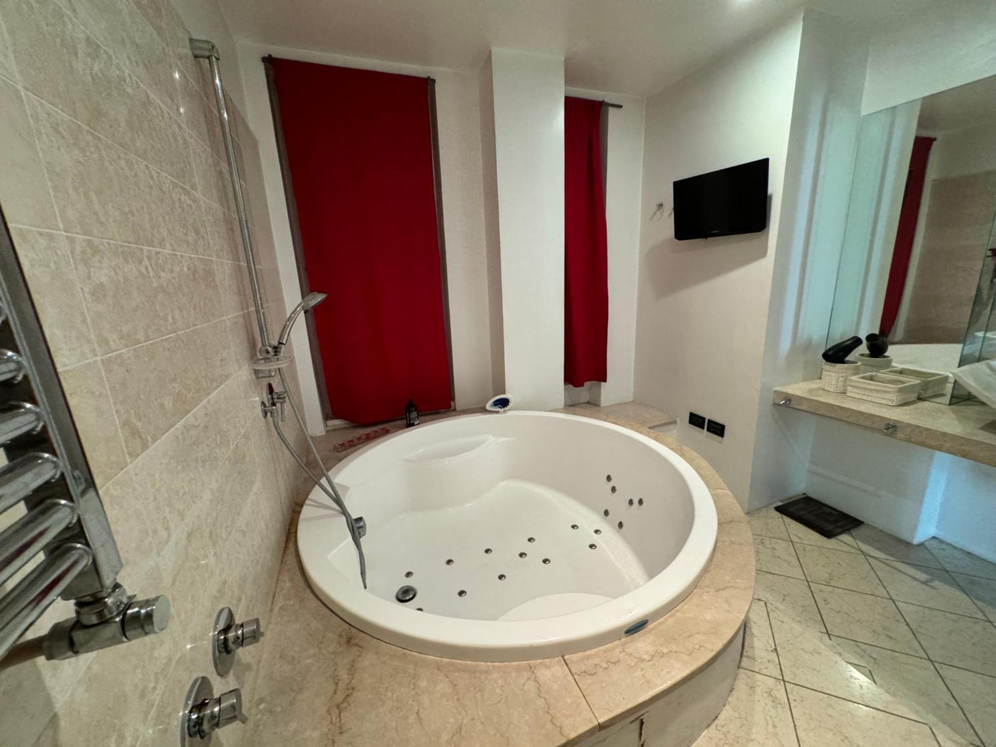 Parioli 2 Bedr Con Jacuzzi Vaticano Apartamento Roma