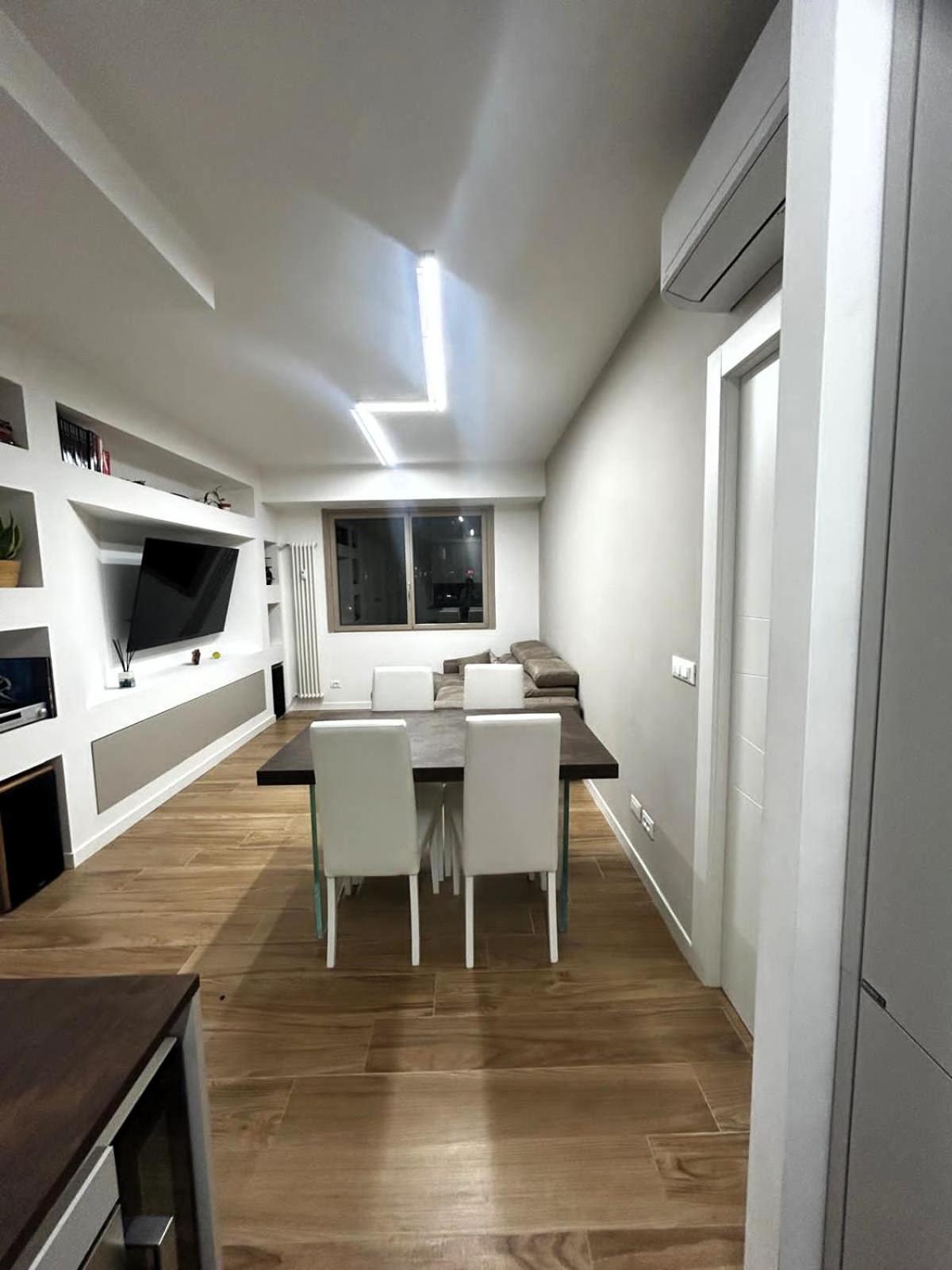 Realty Company Mercede * Roma