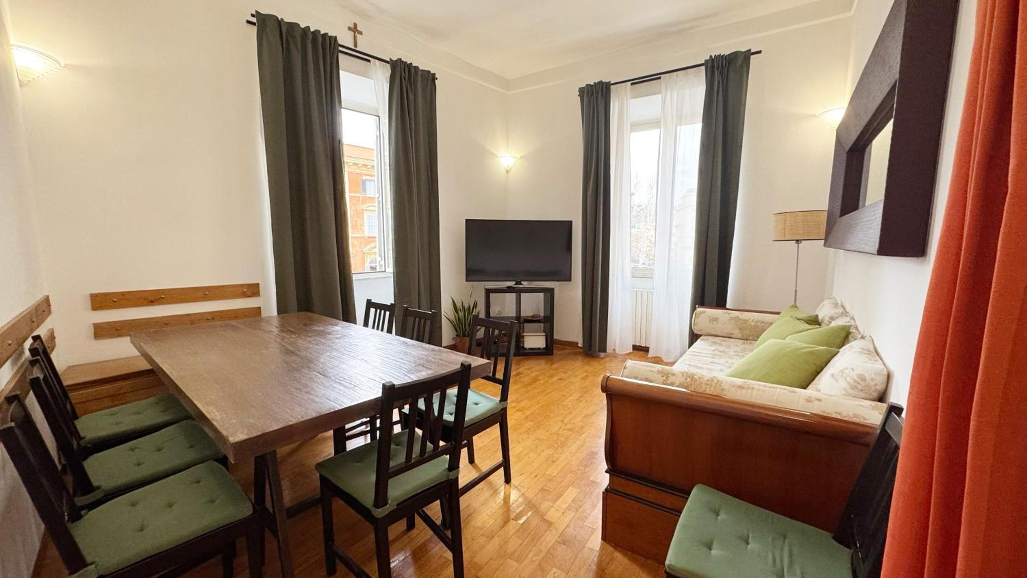 Apartment Domus Leonis Rome