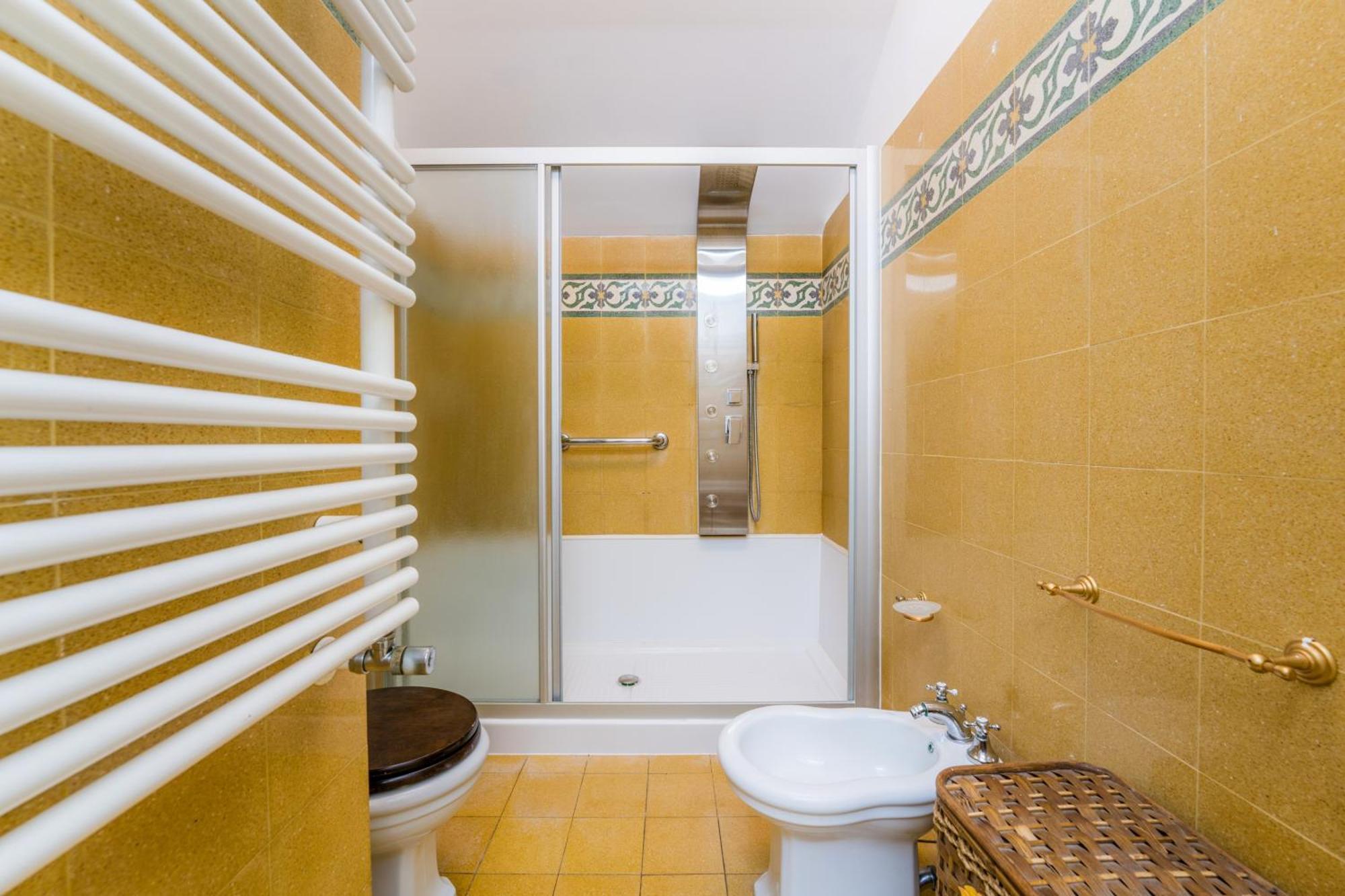 The British Corner, Cozy Loft With Garden 10 Min From Center Apartamento