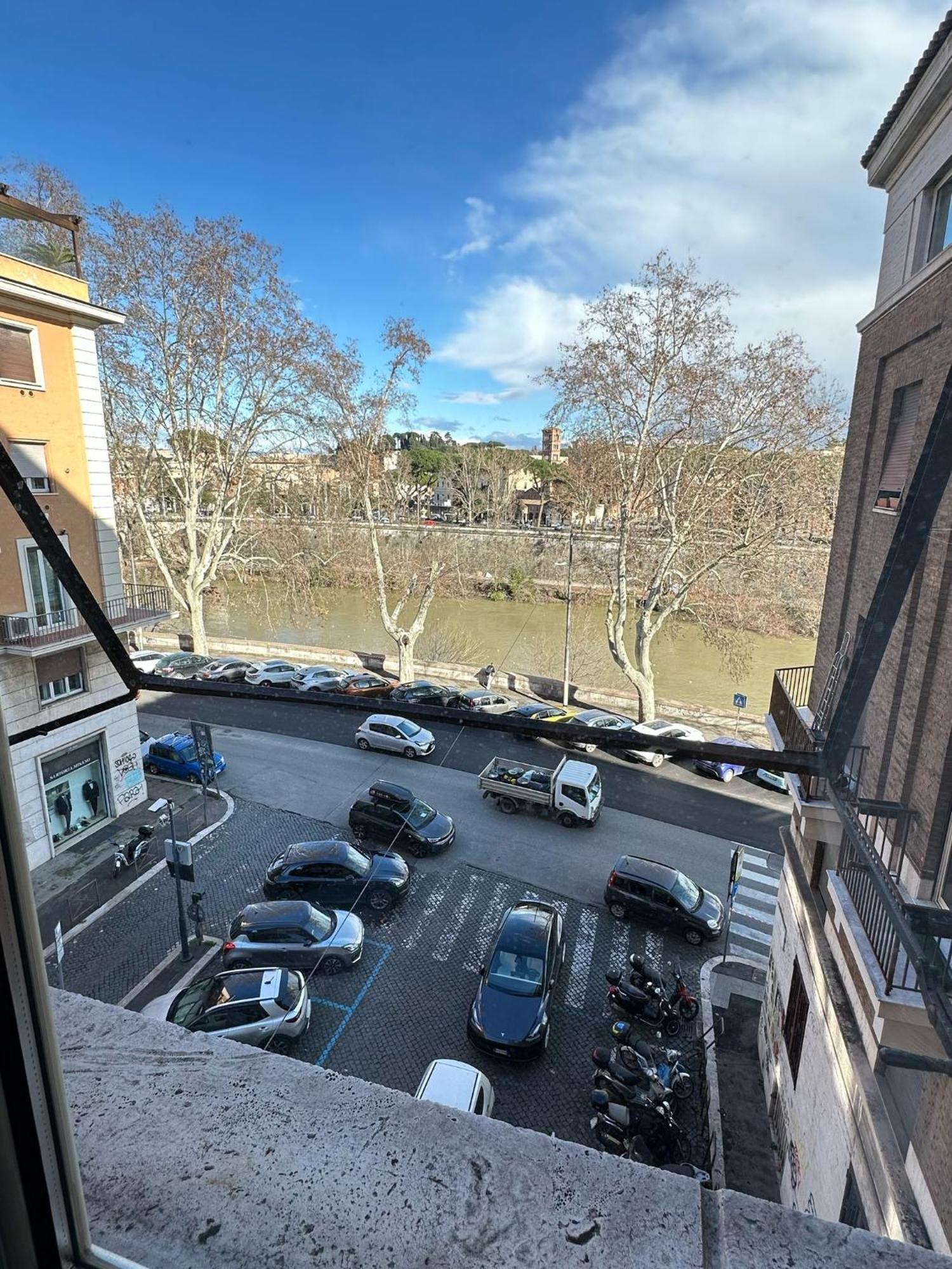 Trastevere Rome's Heart Charming & Cozy 3 * Roma