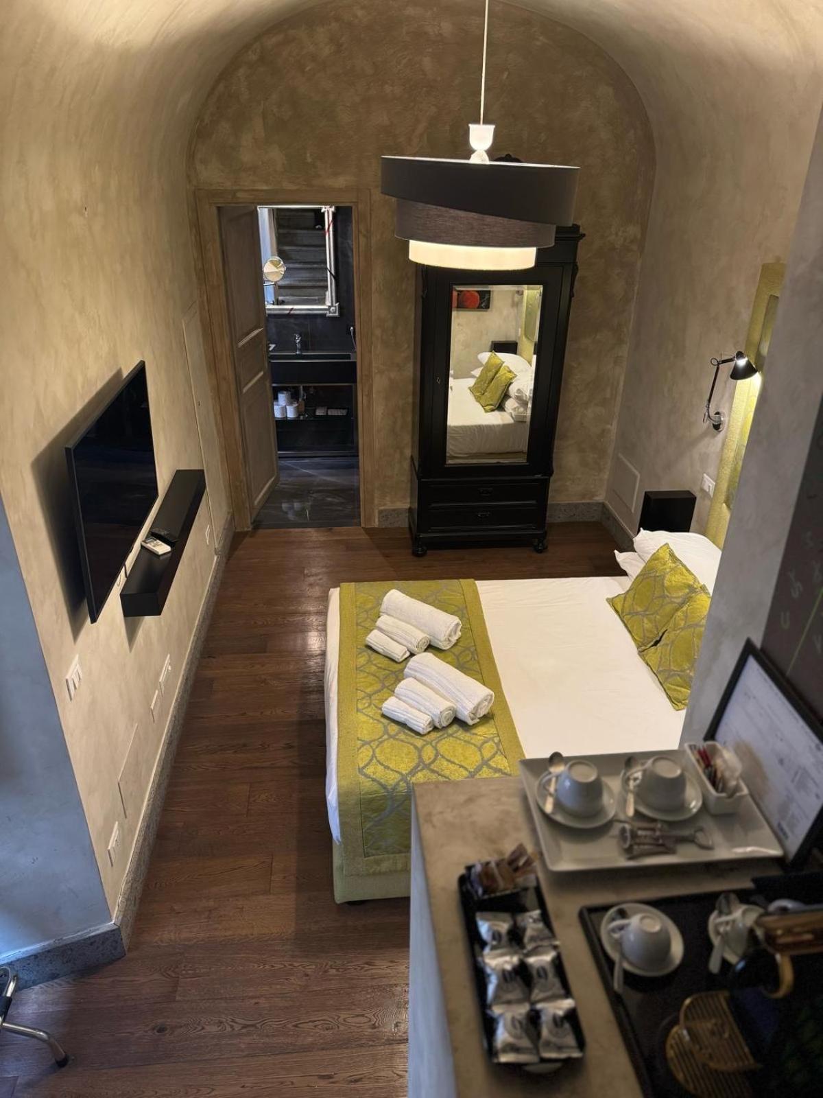Pantheon Luxury *