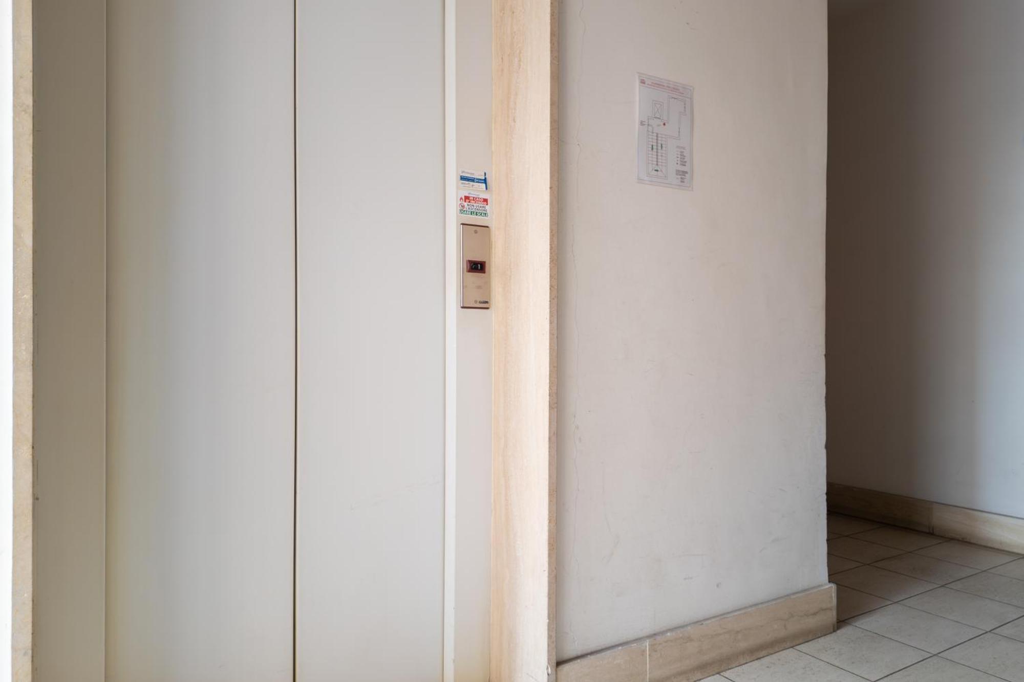 Con Terrazzo - Vicino Centro Di Appartamento Roma