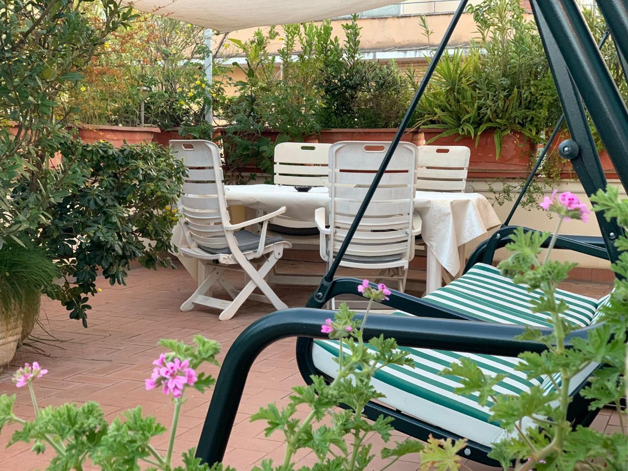 Dama Roof House * Roma