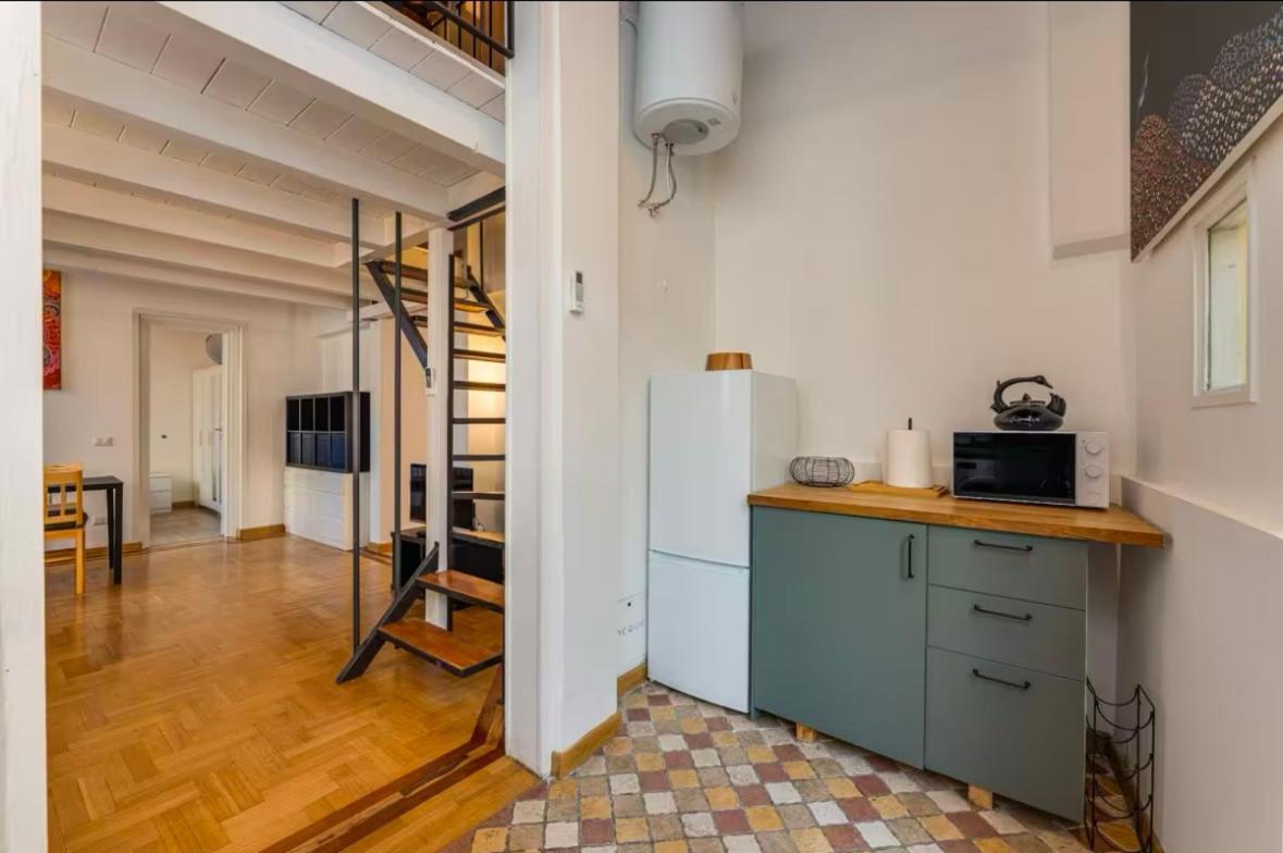 Colosseo House *
