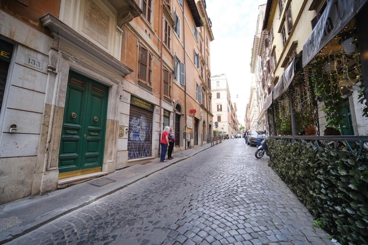 Juan&elisa Trevi By Buddyrent * Roma