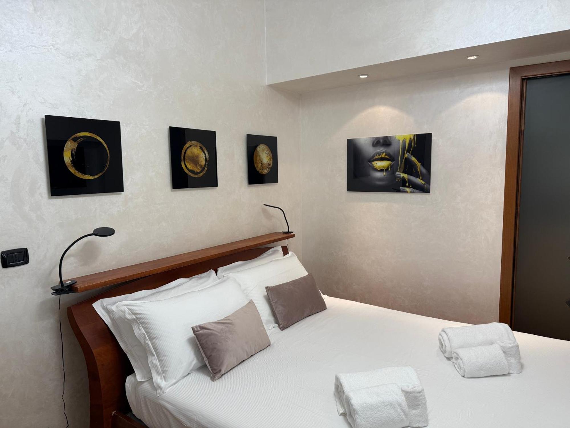 Luxury Av * Roma