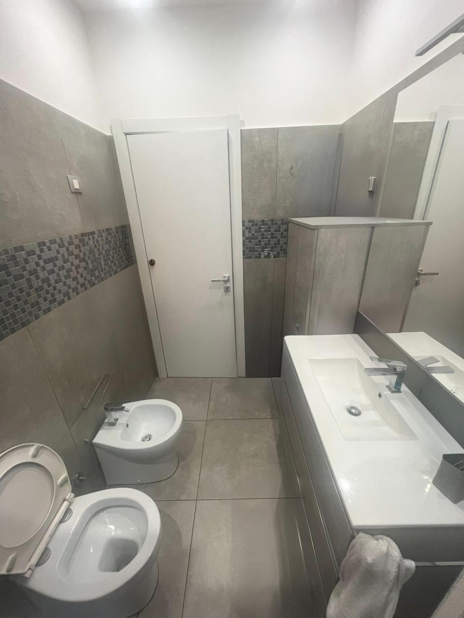 Realty Company Mercede * Roma