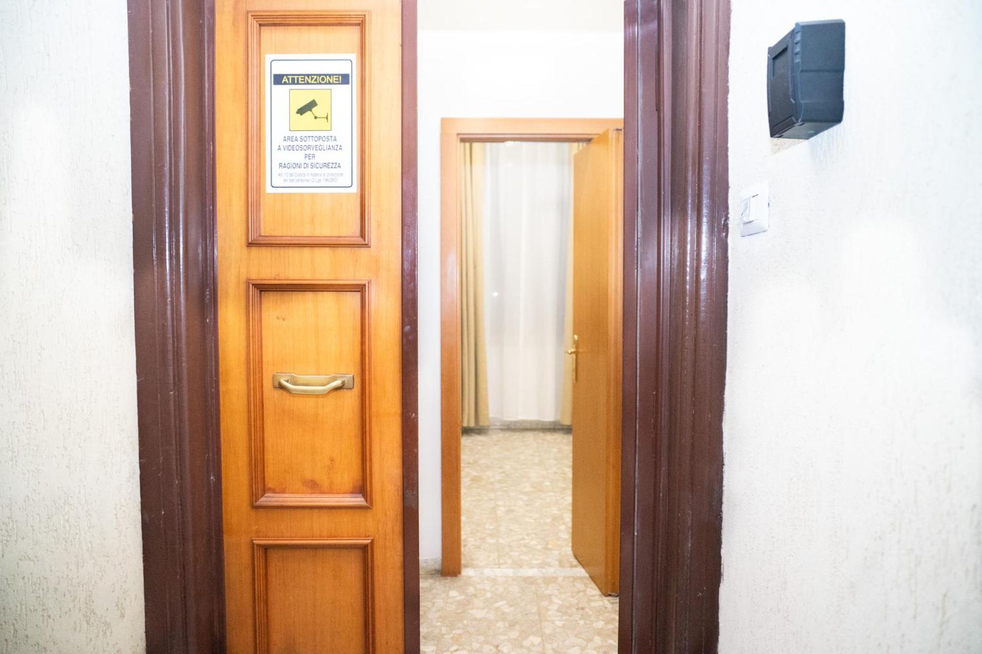 Minimal E Funzionale Vicino Al Vaticano Apartamento