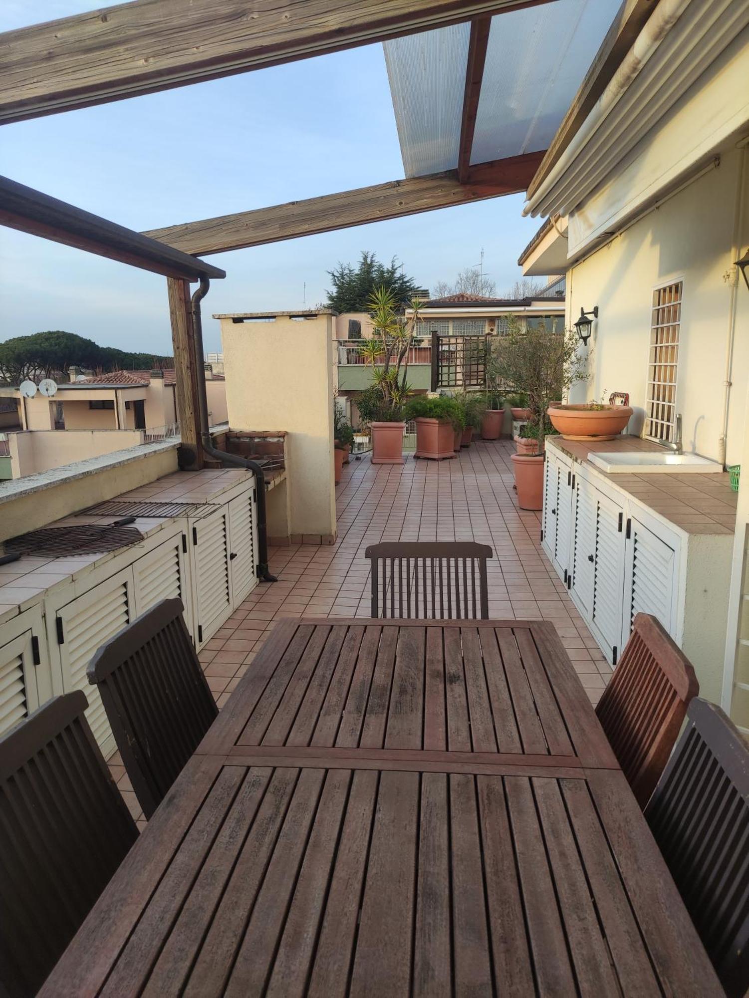 Eur - Colosseo Dolce Vita Rooftop Wifi-Ac-Bbq Appartamento