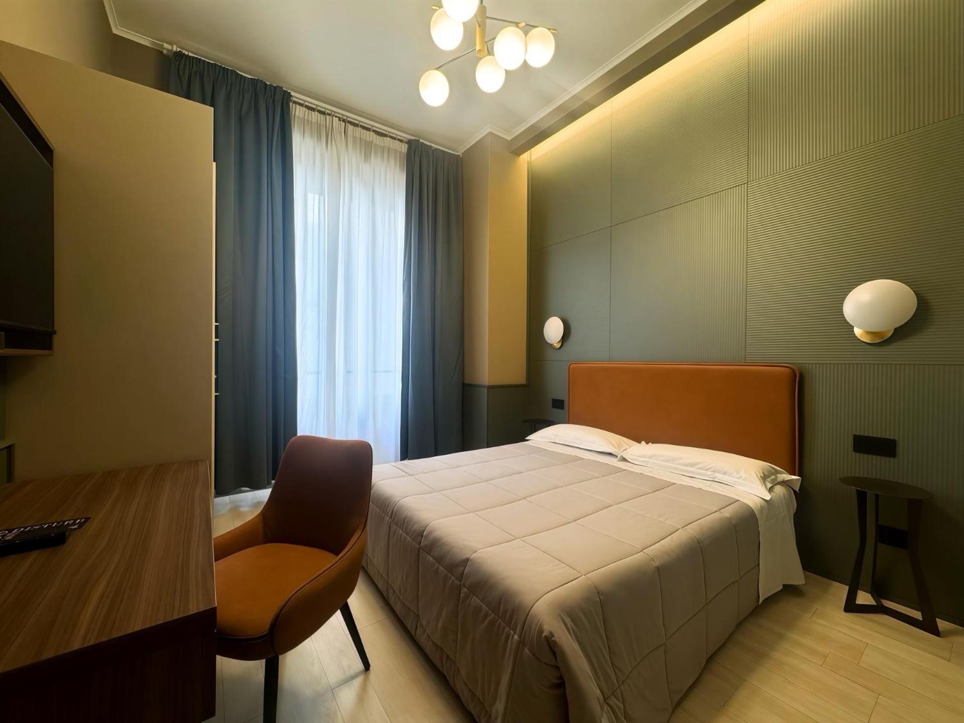Hotel The B Place 3*