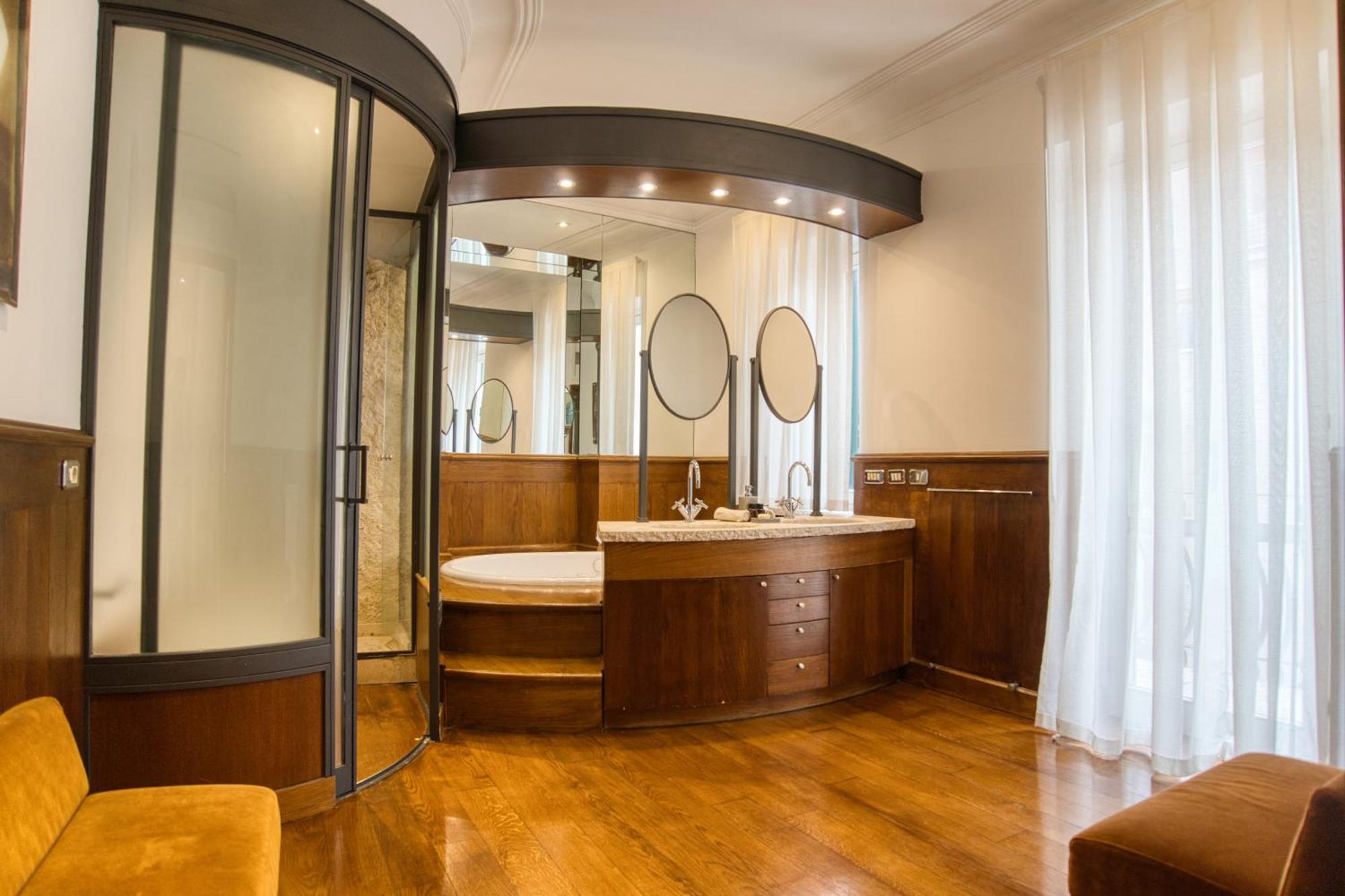 Orsoline Boutique - Position In Apartment