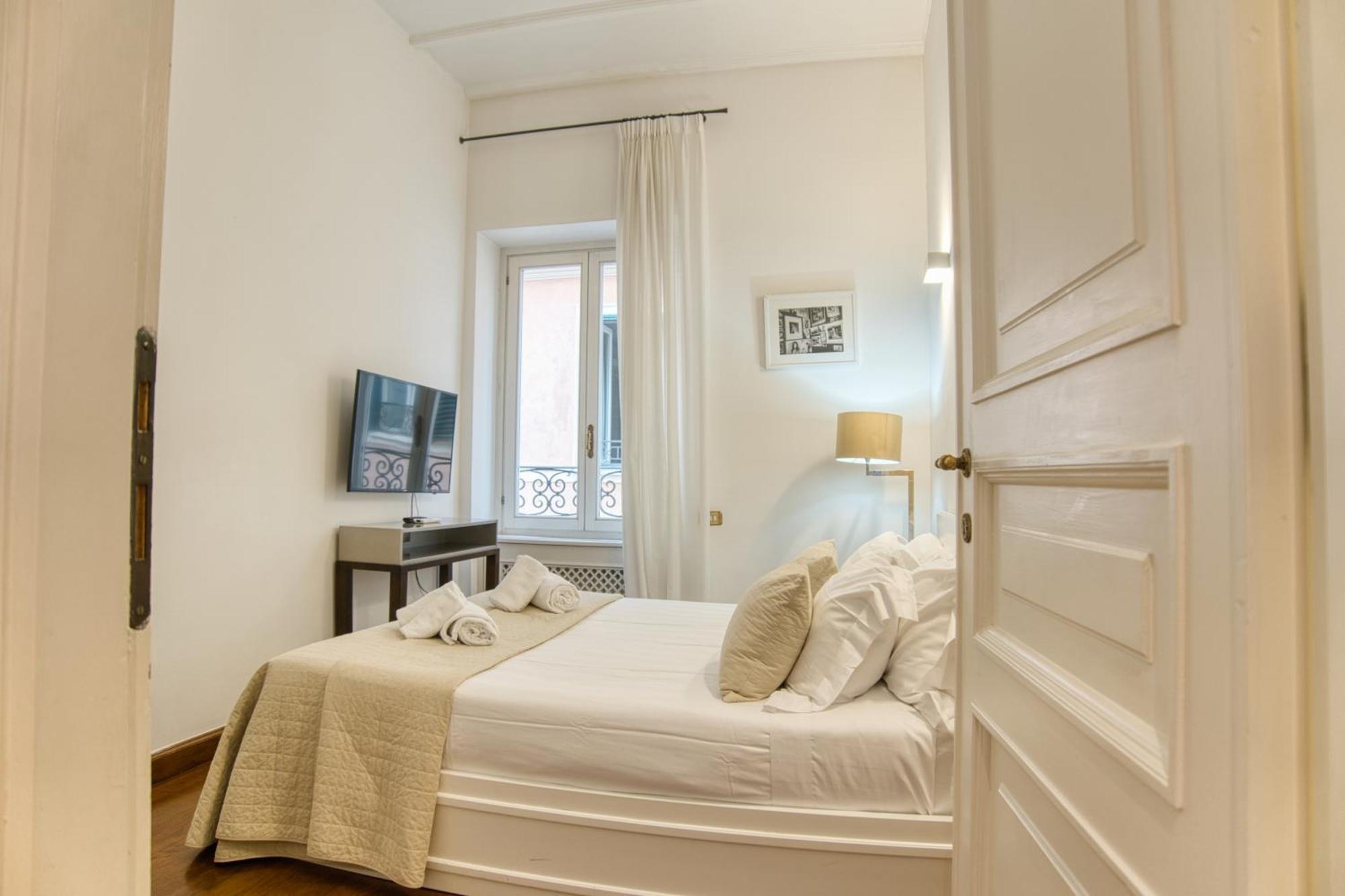Orsoline Boutique - Position In * Rome
