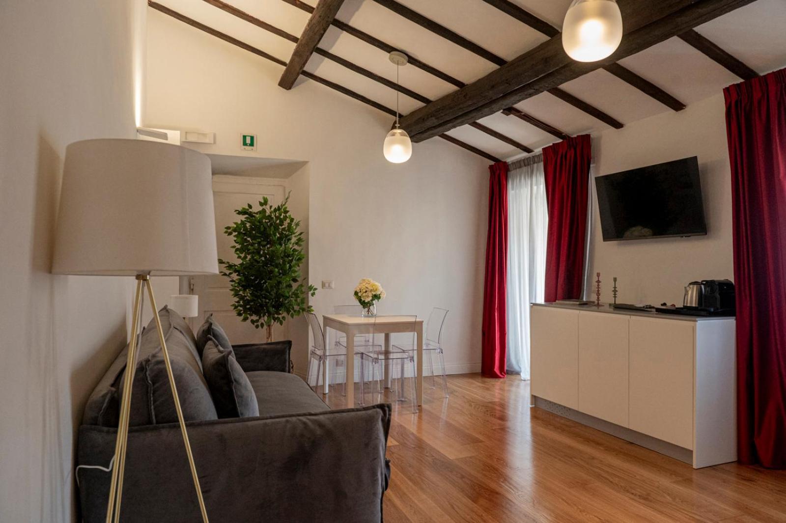 The Place 217 Roma