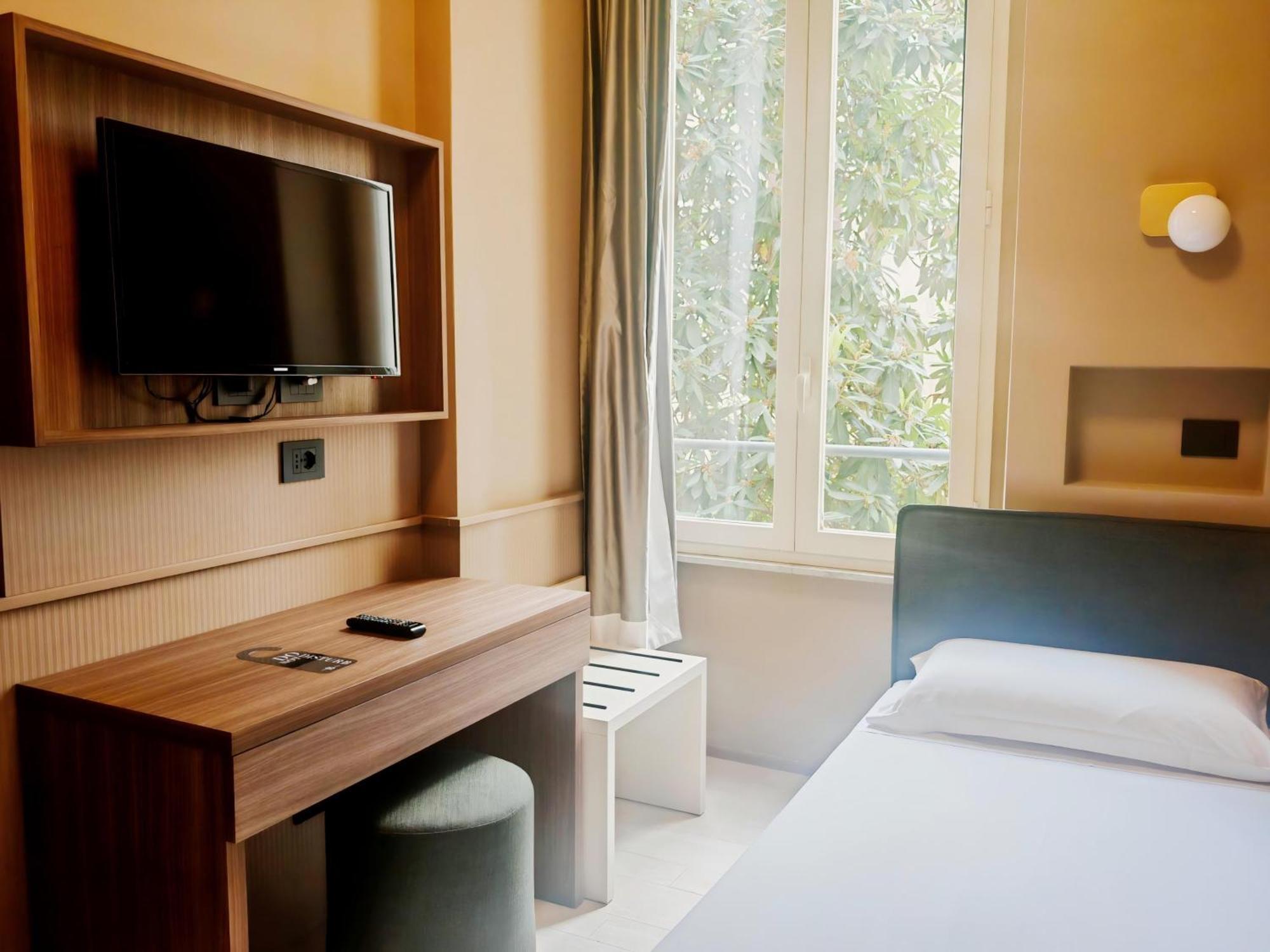 Hotel The B Place