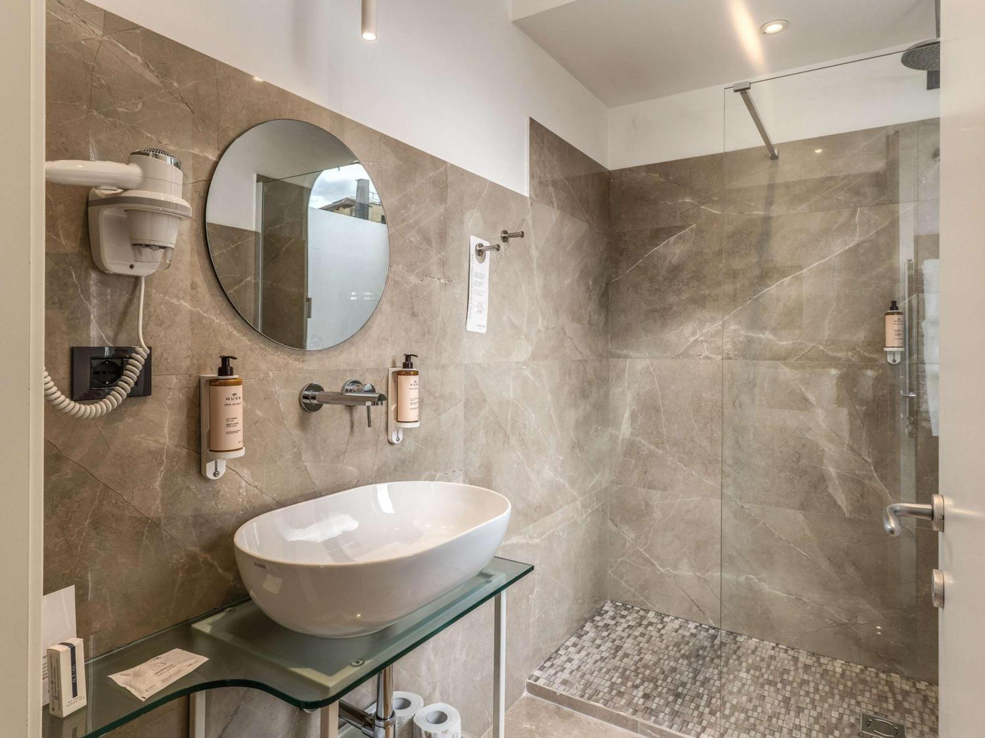 Hotel Mercure Centro Termini 4*