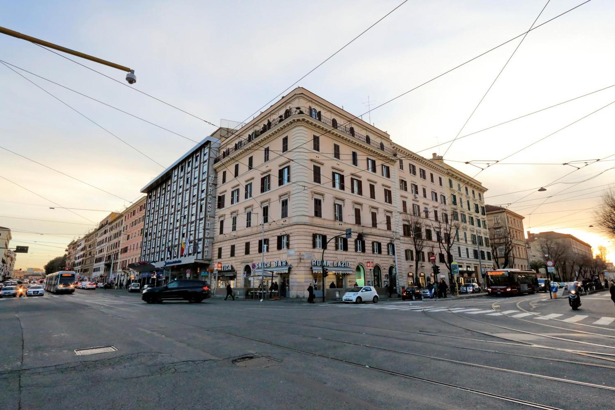 Apartment Deza Cozy Place Manzoni Rome