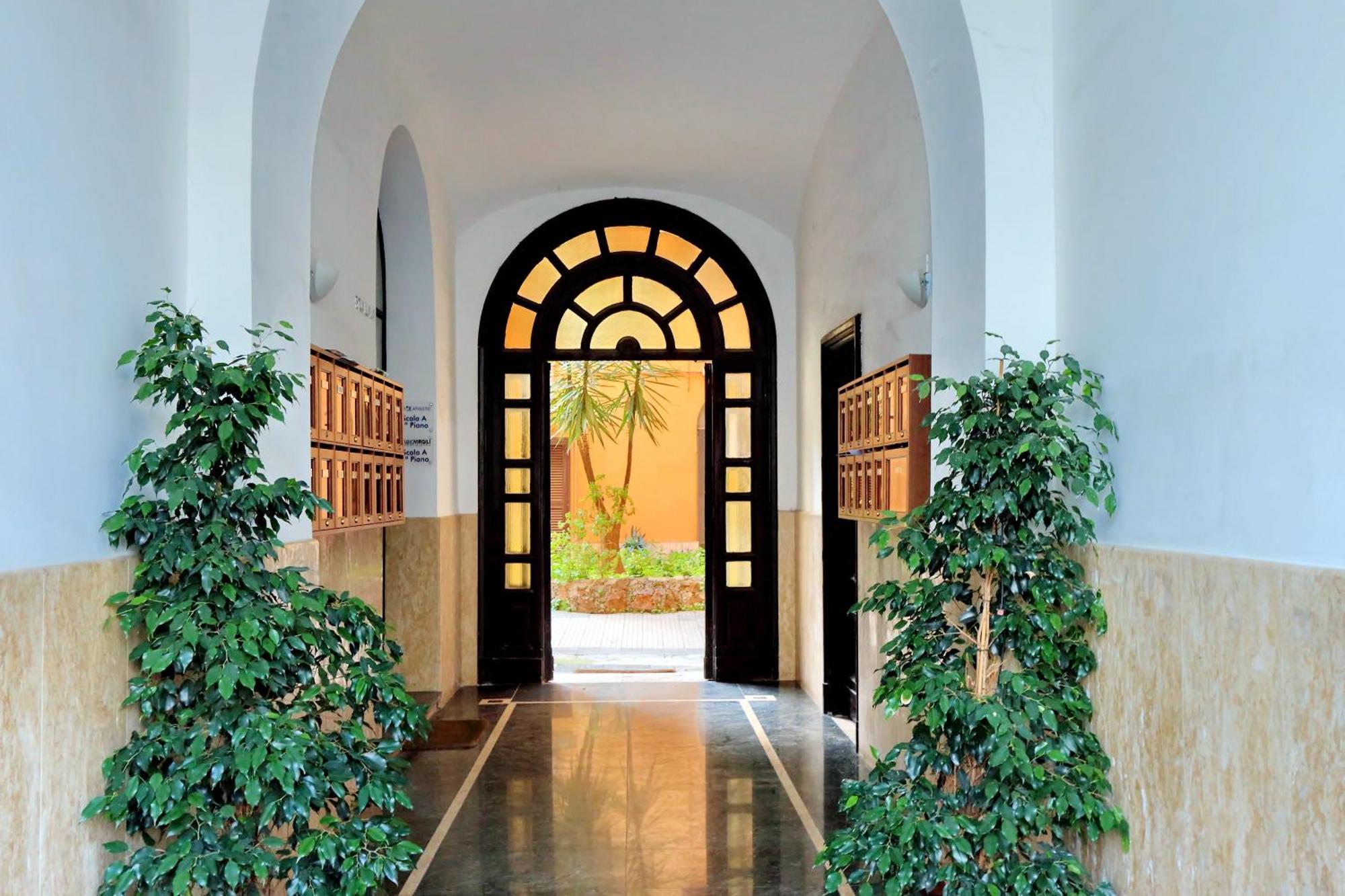 Deza Cozy Place Manzoni Apartment *