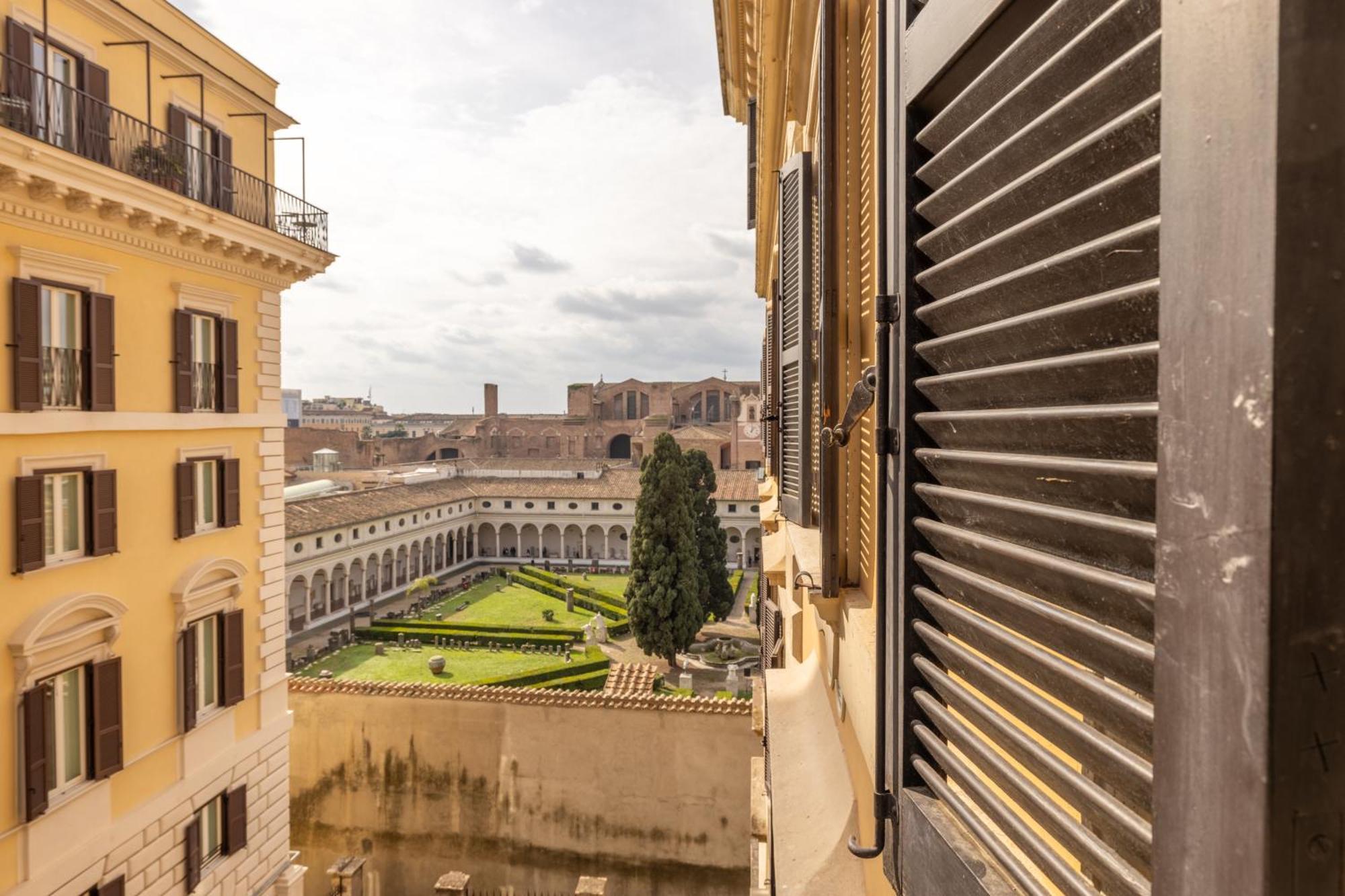 Elegant Diocleziano Apartamento *