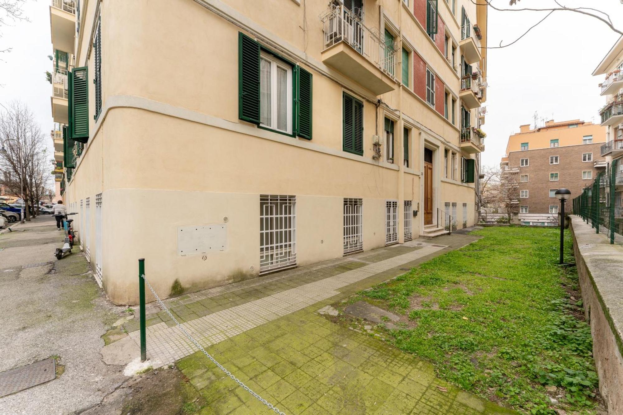 Appartamento Maroon Flat Colosseo, 800 Mt From Amphitheater Roma