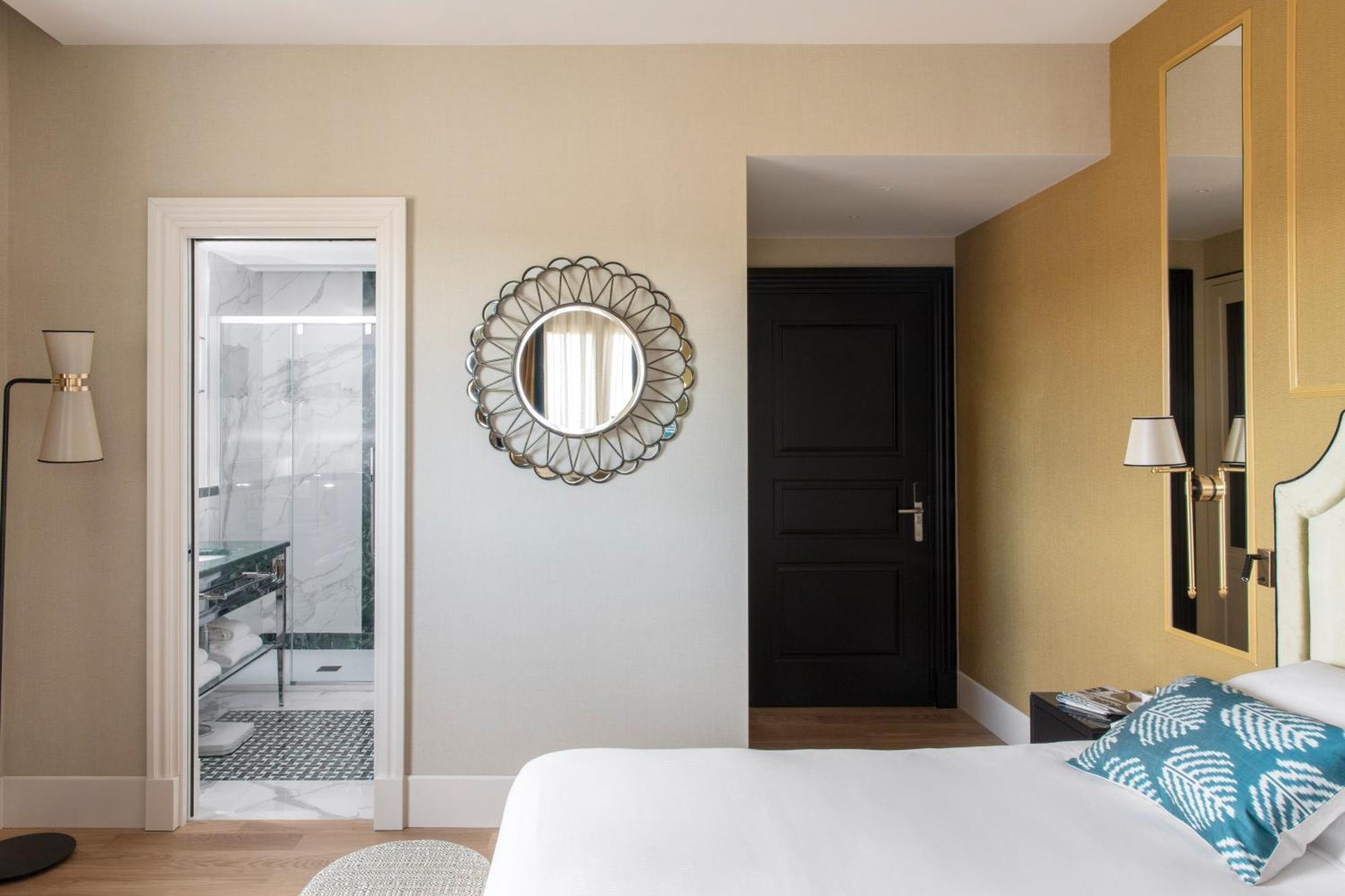 Hotel Adriano