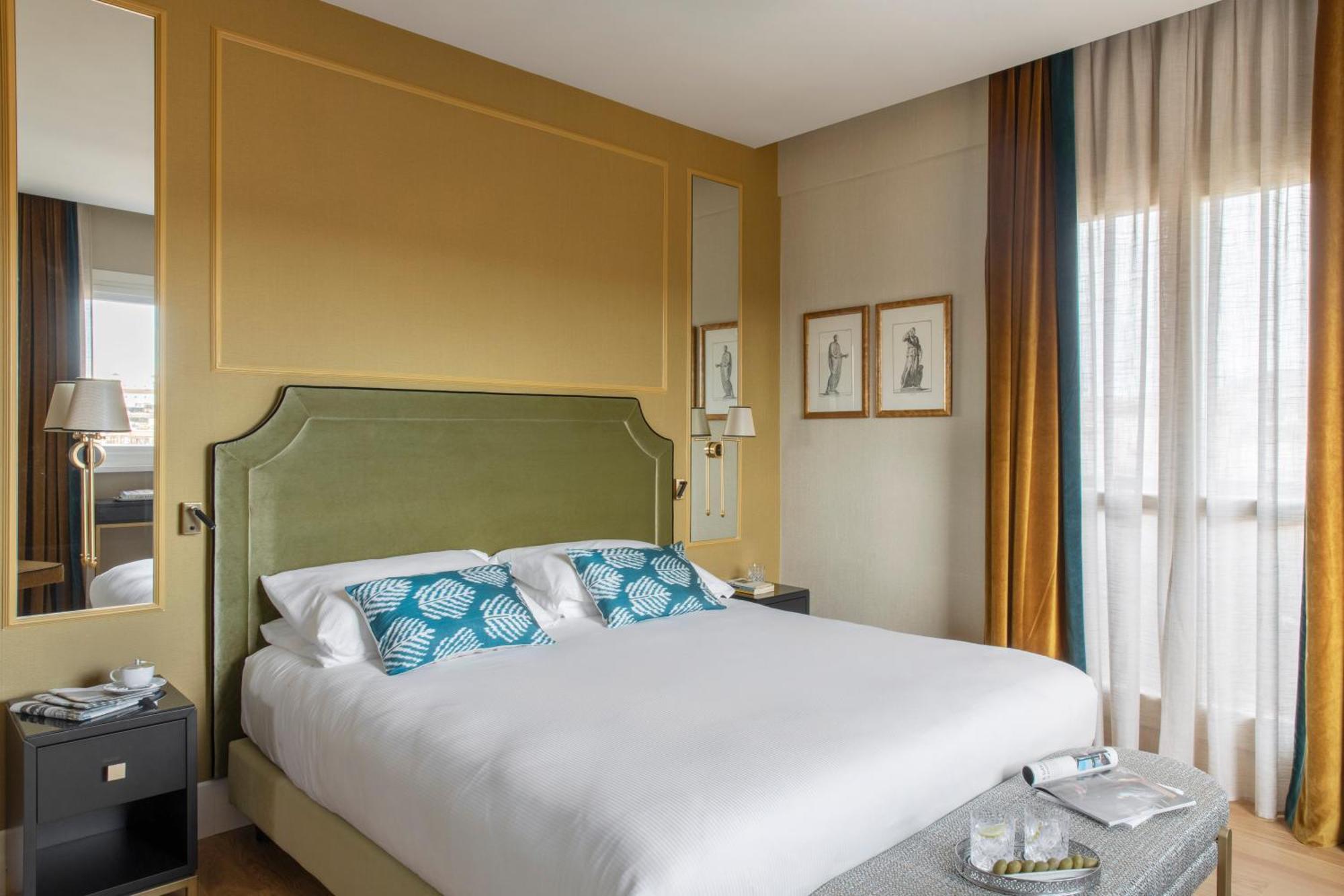 Hotel Adriano