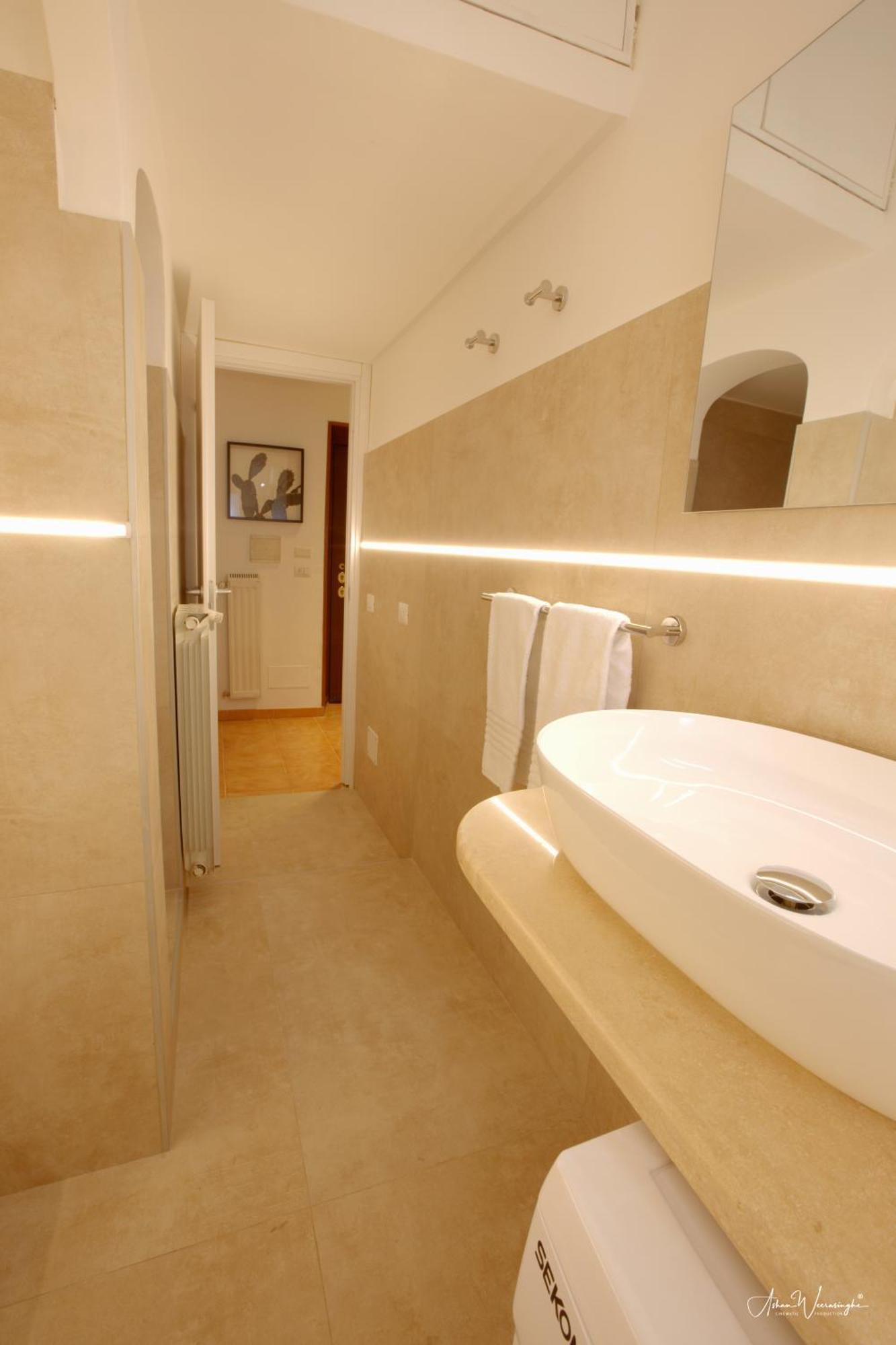 Magikrooms Colonna * Roma