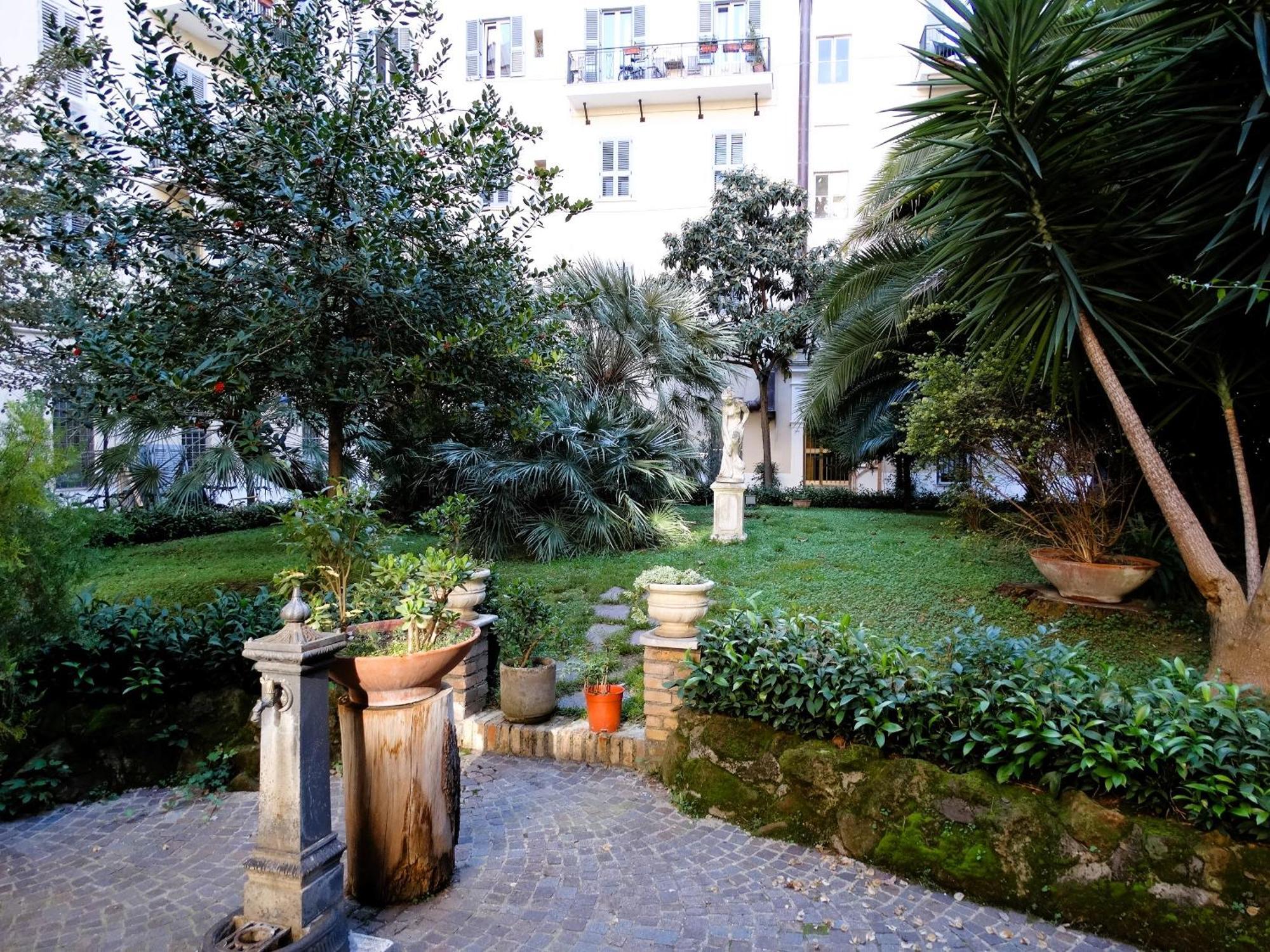 Domus Dino Apartment Rome